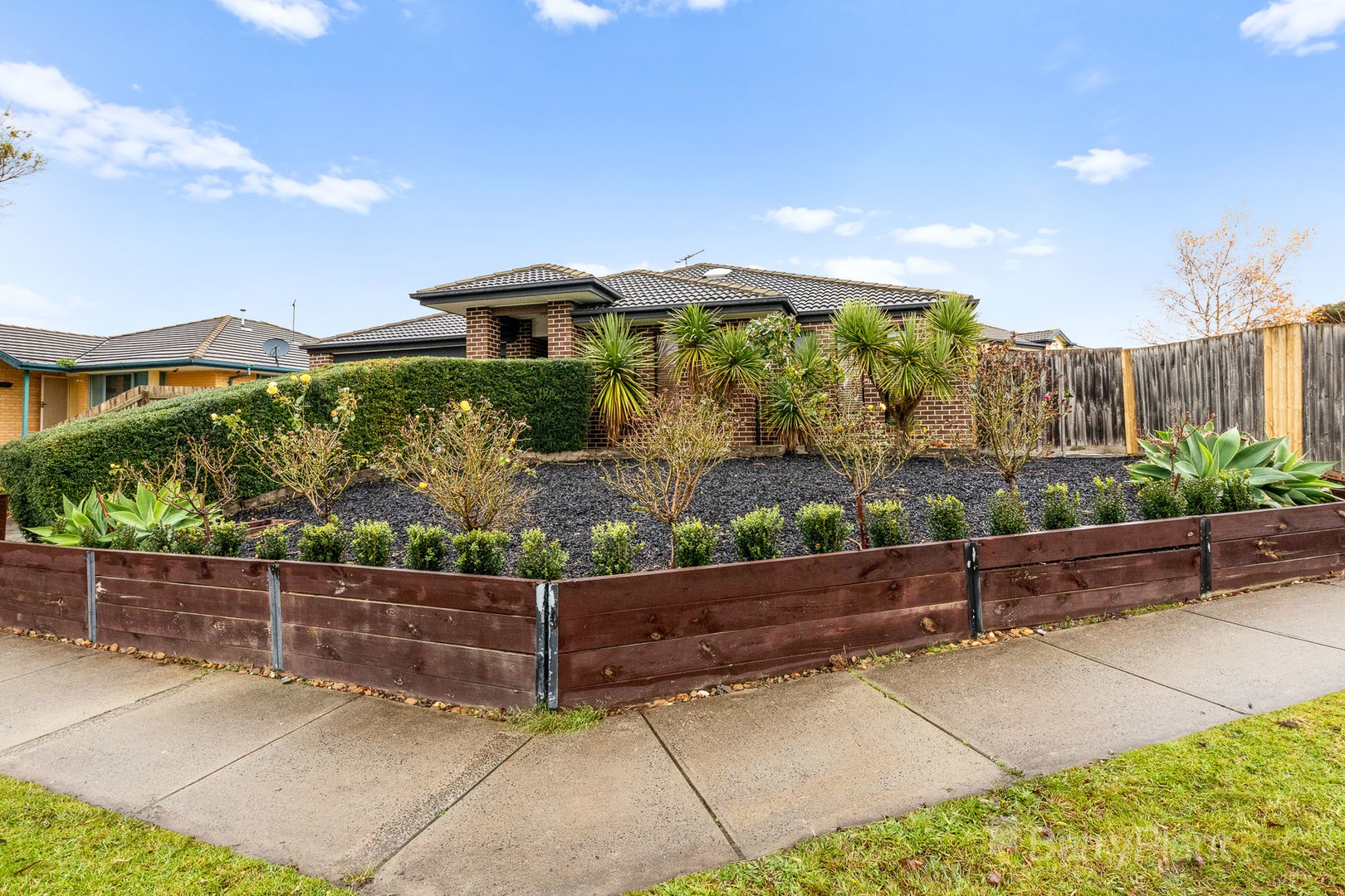 34 Seebeck Drive, Narre Warren South, VIC 3805, Narre Warren South - Thumbnail 2