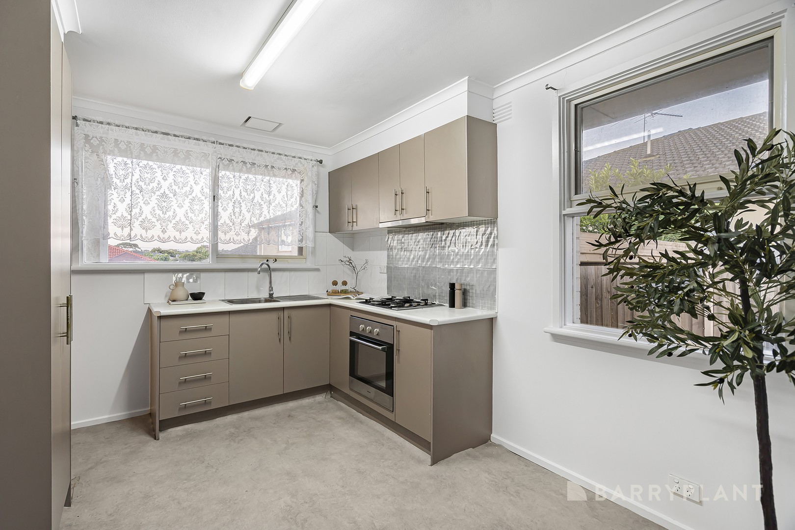 34 Settlement Road, Bundoora, VIC 3083, Bundoora - Thumbnail 4