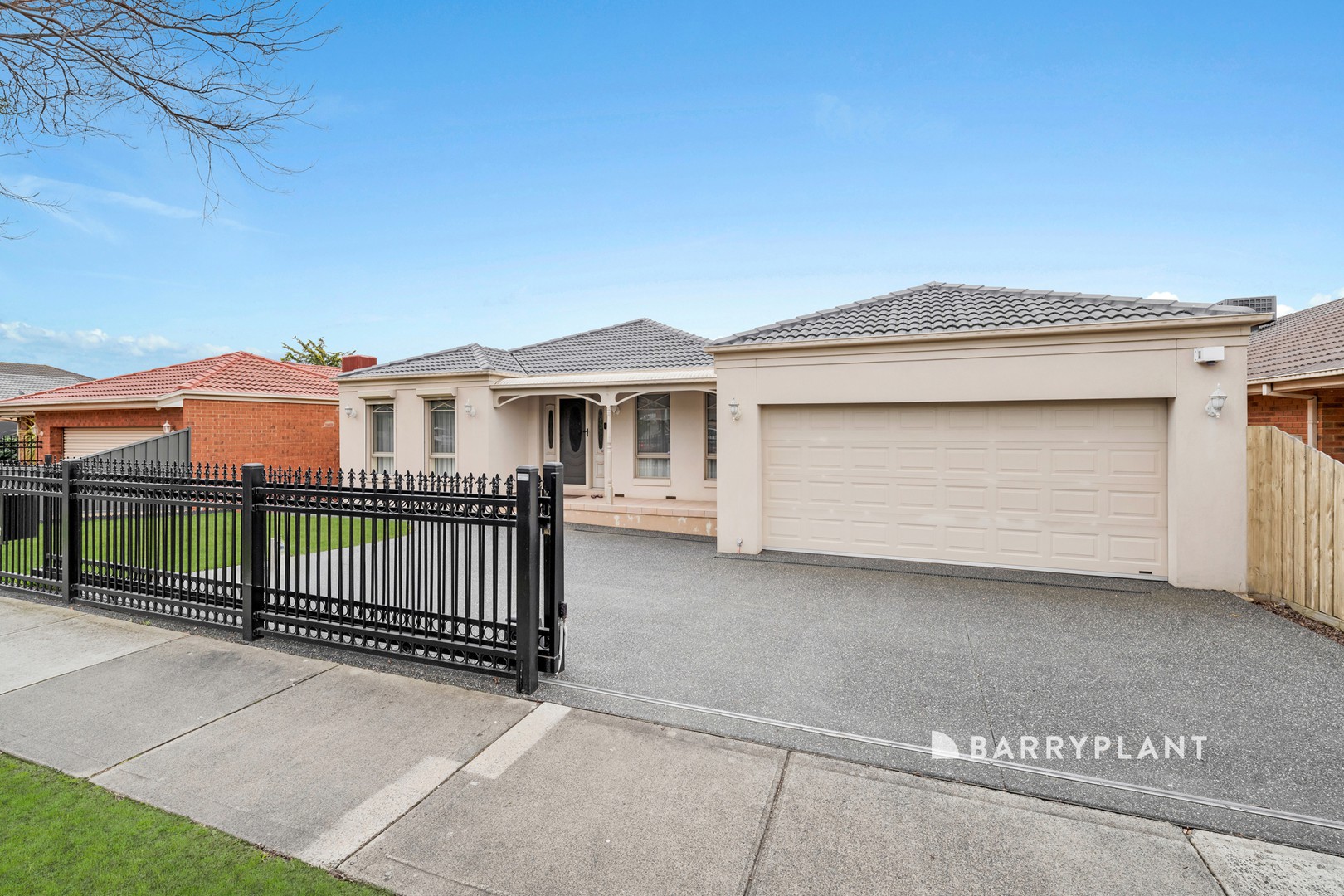 34 Shinners Avenue, Berwick, VIC 3806 - Thumbnail 1 - 02/09/2025
