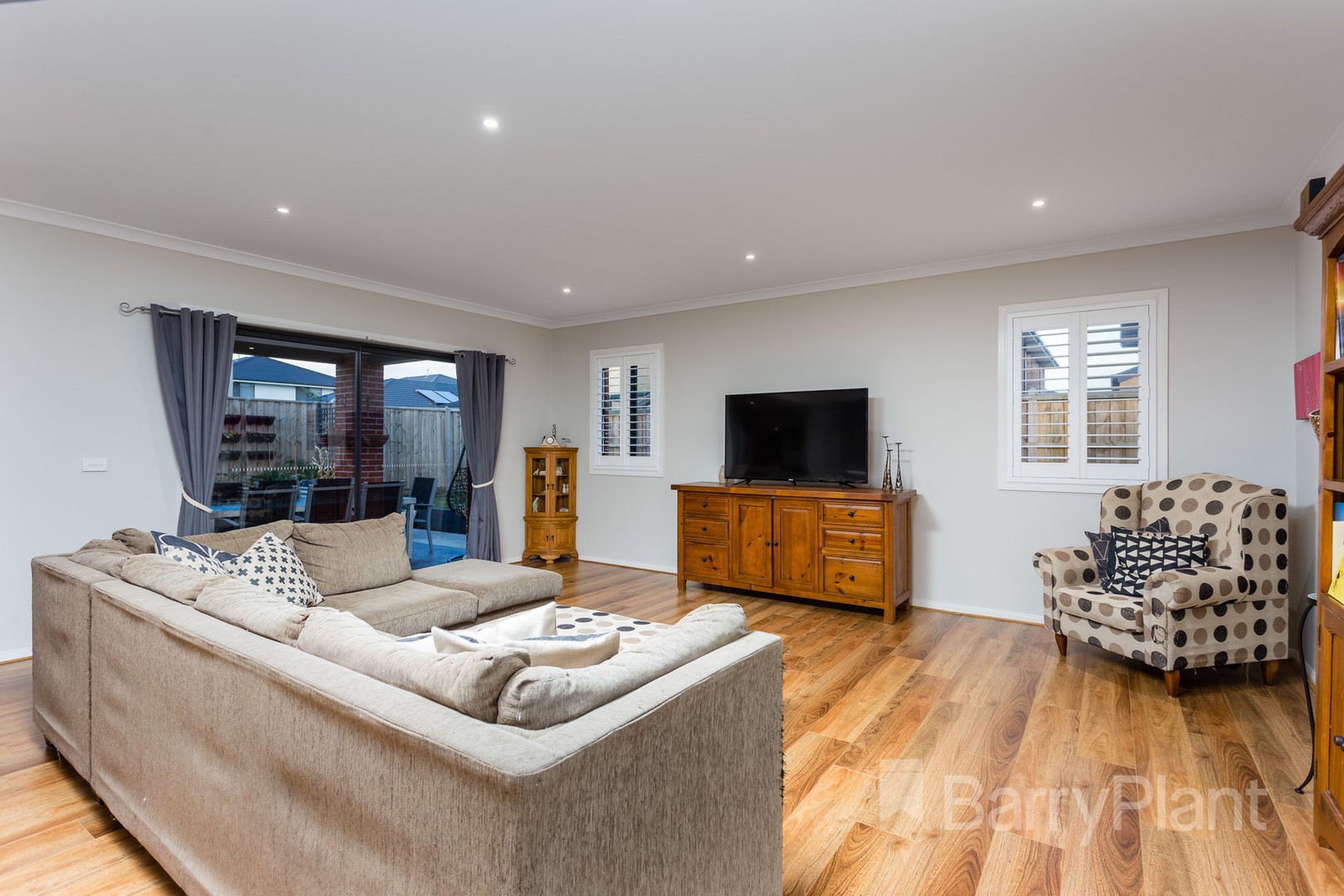 34 Statesman Way, Point Cook, VIC 3030, Point Cook - Thumbnail 4