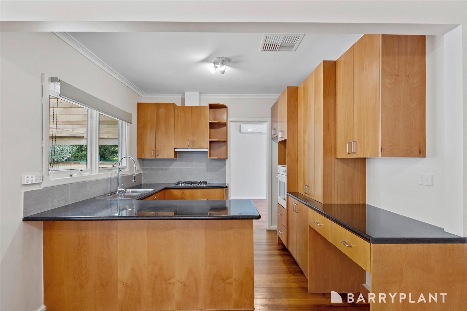 34 Surrey Road West, Croydon, VIC 3136 - Thumbnail 1 - 02/03/2026