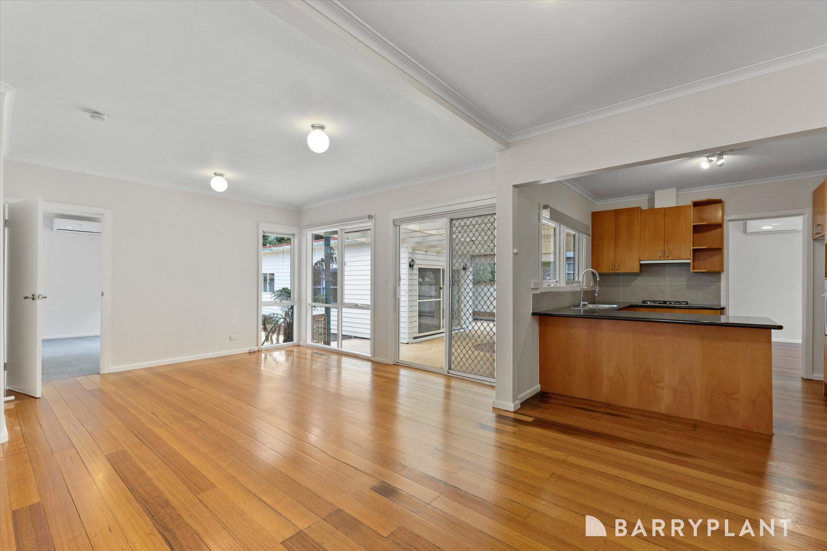 34 Surrey Road West, Croydon, VIC 3136 - Thumbnail 2 - 02/03/2026