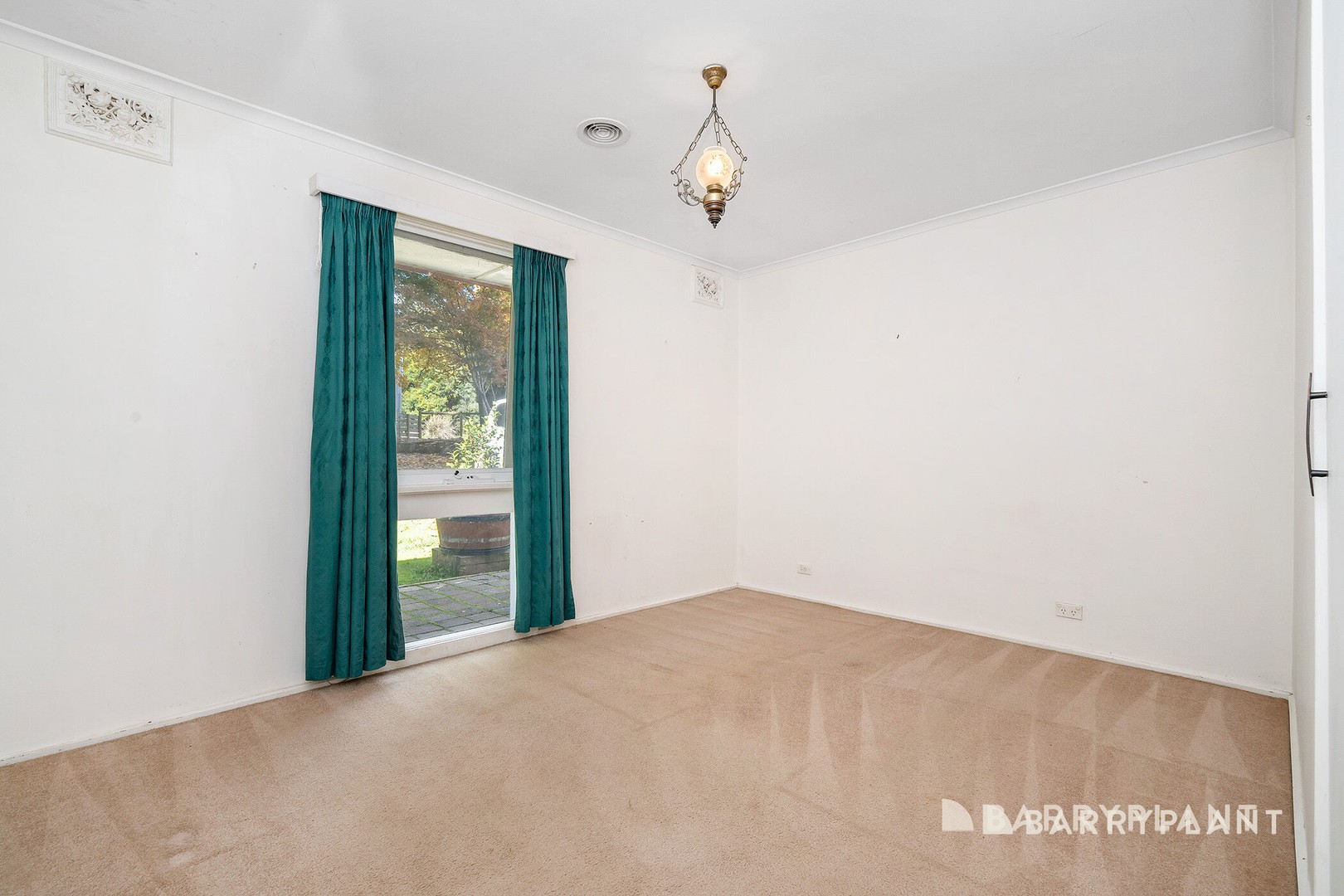 34 View Hill Road, Cockatoo, VIC 3781, Cockatoo - Thumbnail 4