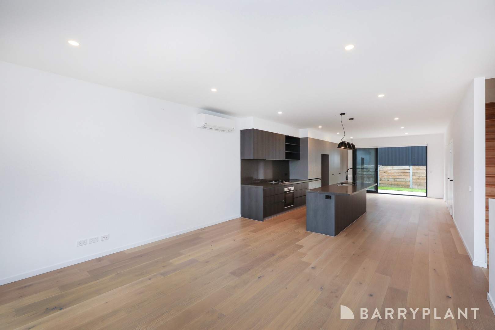 34 Wattlebird Court, Sunshine North, VIC 3020, Sunshine North - Thumbnail 4