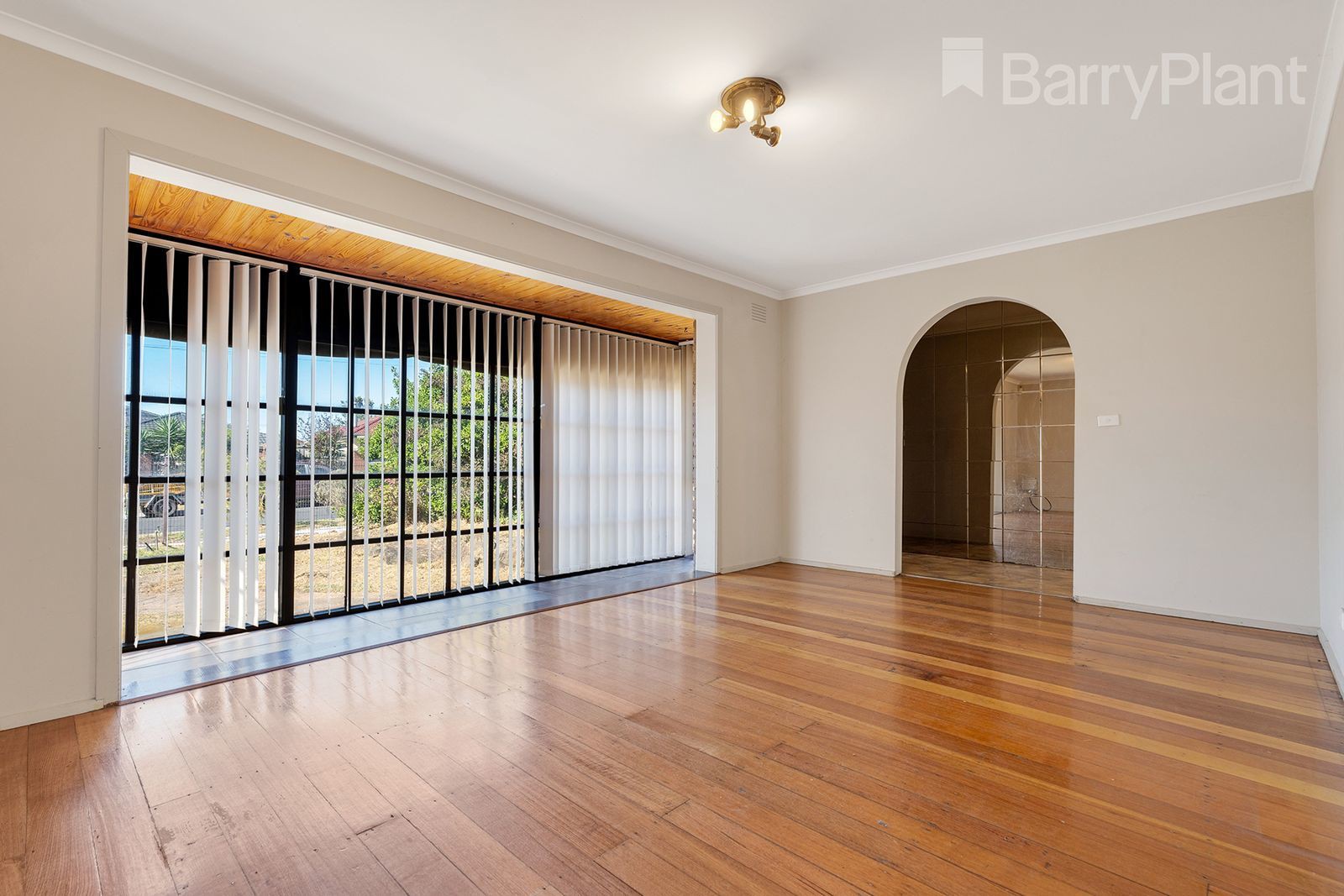 34 Wattleglen Street, Craigieburn, VIC 3064 - Thumbnail 2 - 14/05/2026