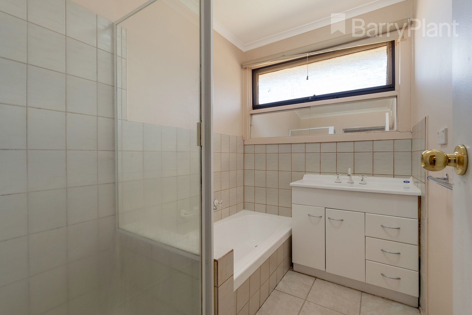 34 Wattleglen Street, Craigieburn, VIC 3064, Craigieburn - Thumbnail 7