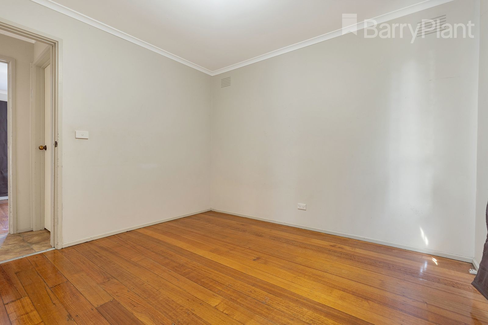 34 Wattleglen Street, Craigieburn, VIC 3064, Craigieburn - Thumbnail 8
