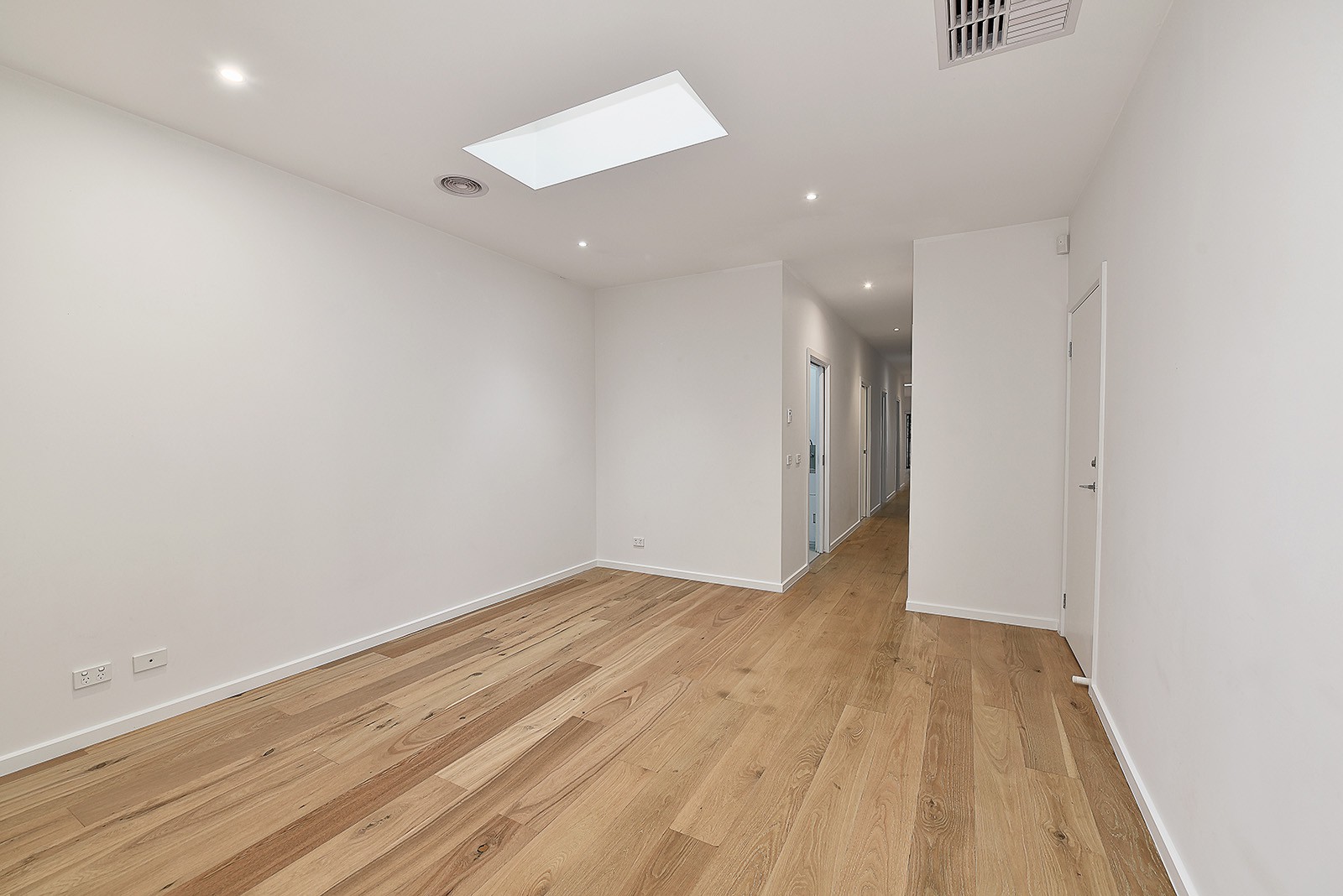 34 Wingara Avenue, Keilor East, VIC 3033, Keilor East - Thumbnail 2