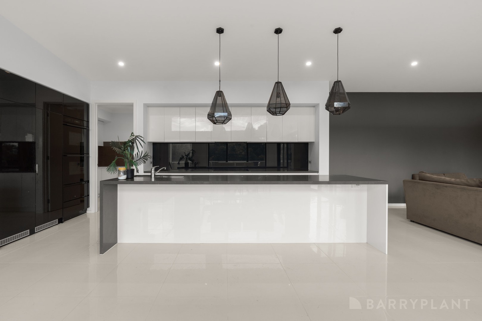 345 Dickie Road, Officer, VIC 3809 - Thumbnail 2 - 03/10/2025