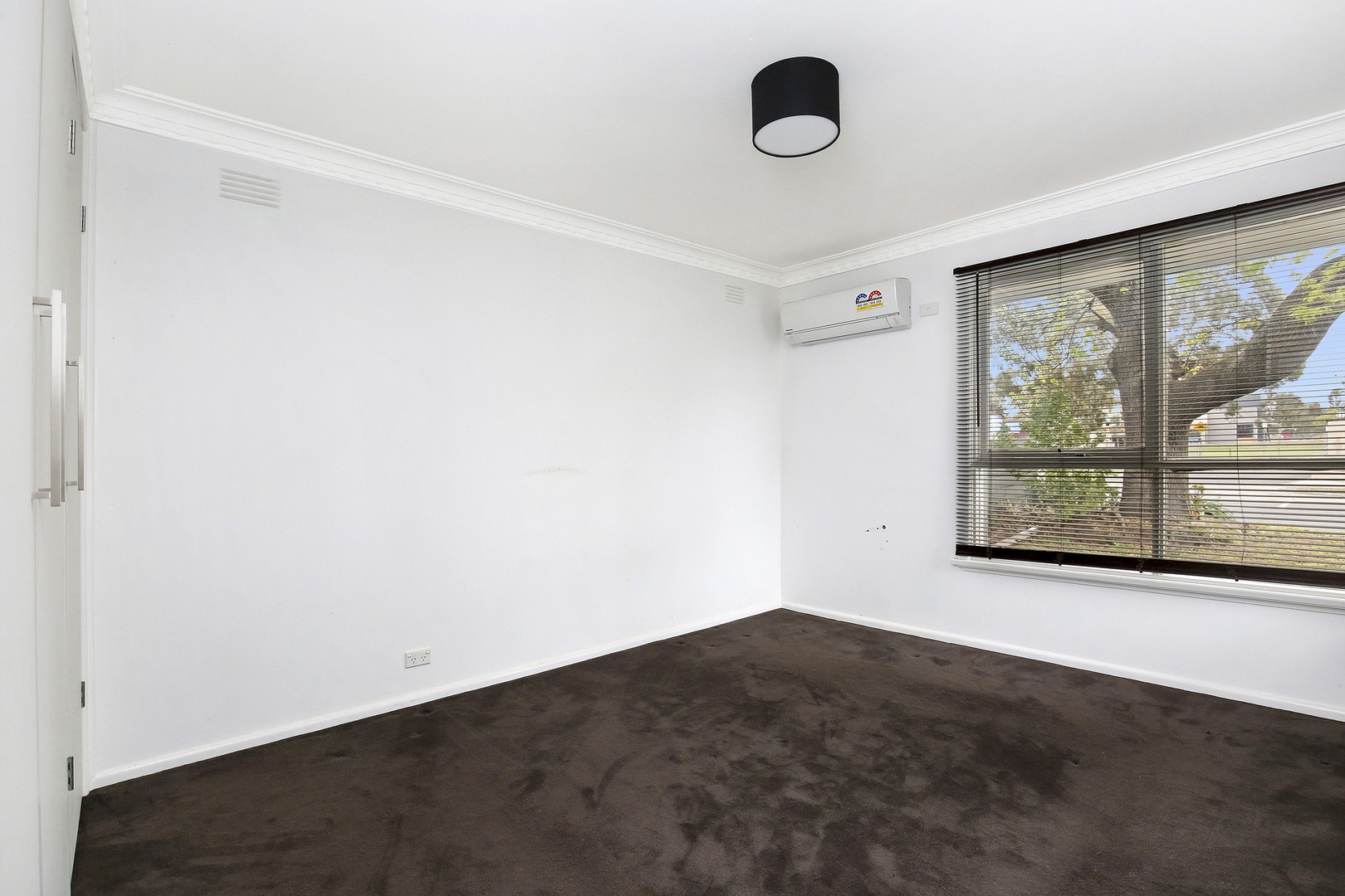 348 Grimshaw Street, Watsonia North, VIC 3087, Watsonia North - Thumbnail 4