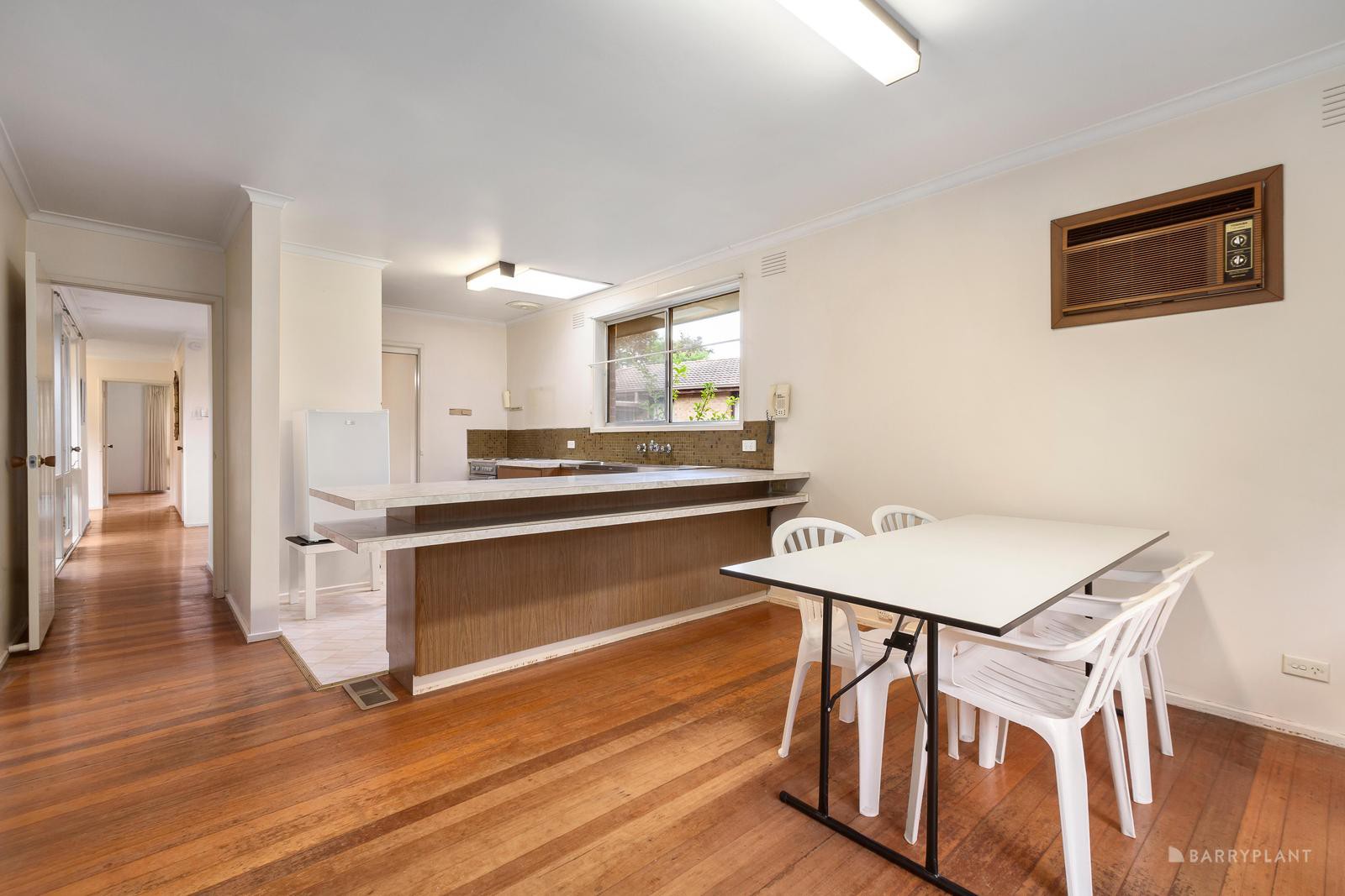 348 Yallambie Road, Yallambie, VIC 3085, Yallambie - Thumbnail 3