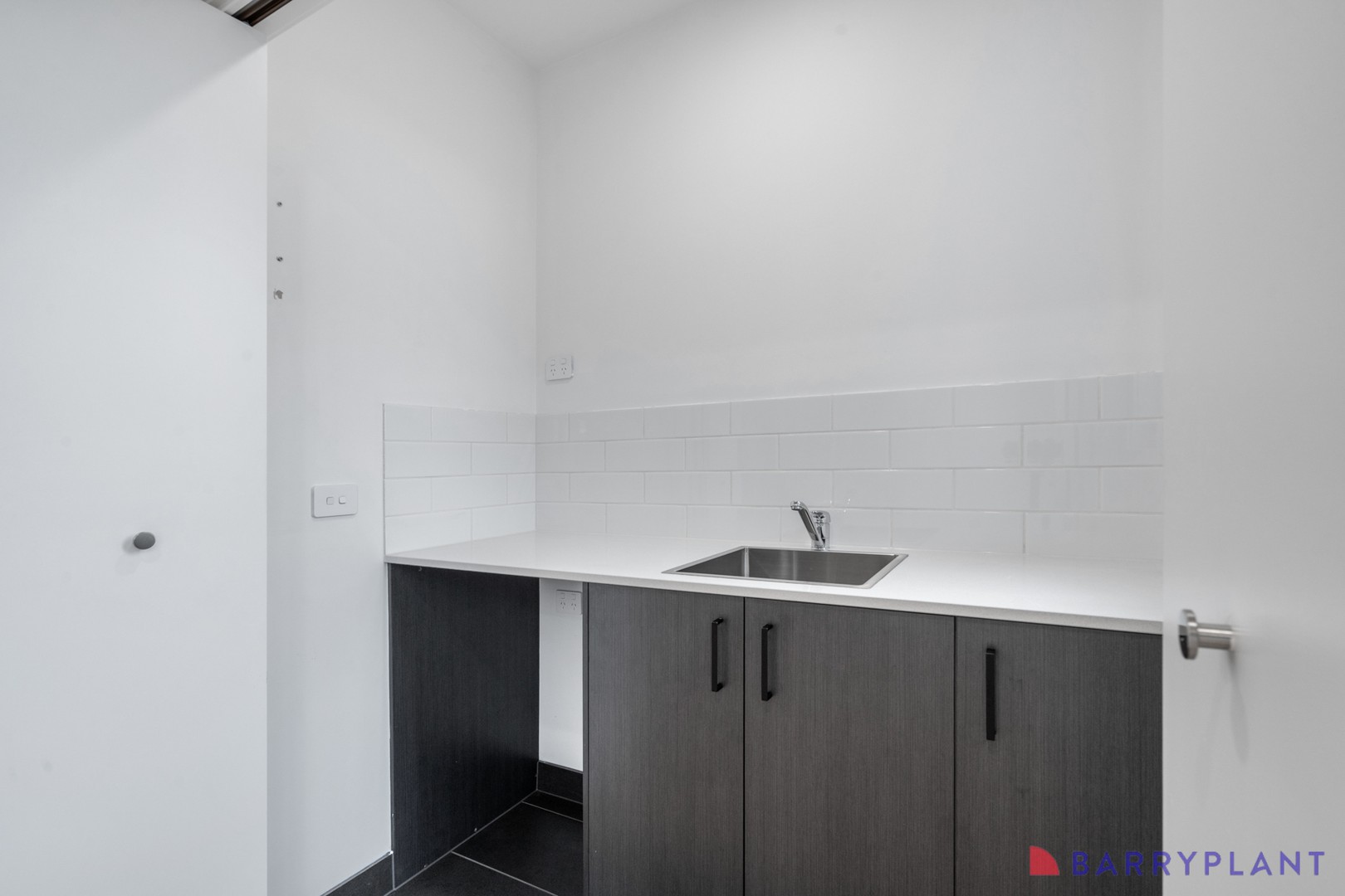 34A Davisson Street, Epping, VIC 3076, Epping - Thumbnail 2