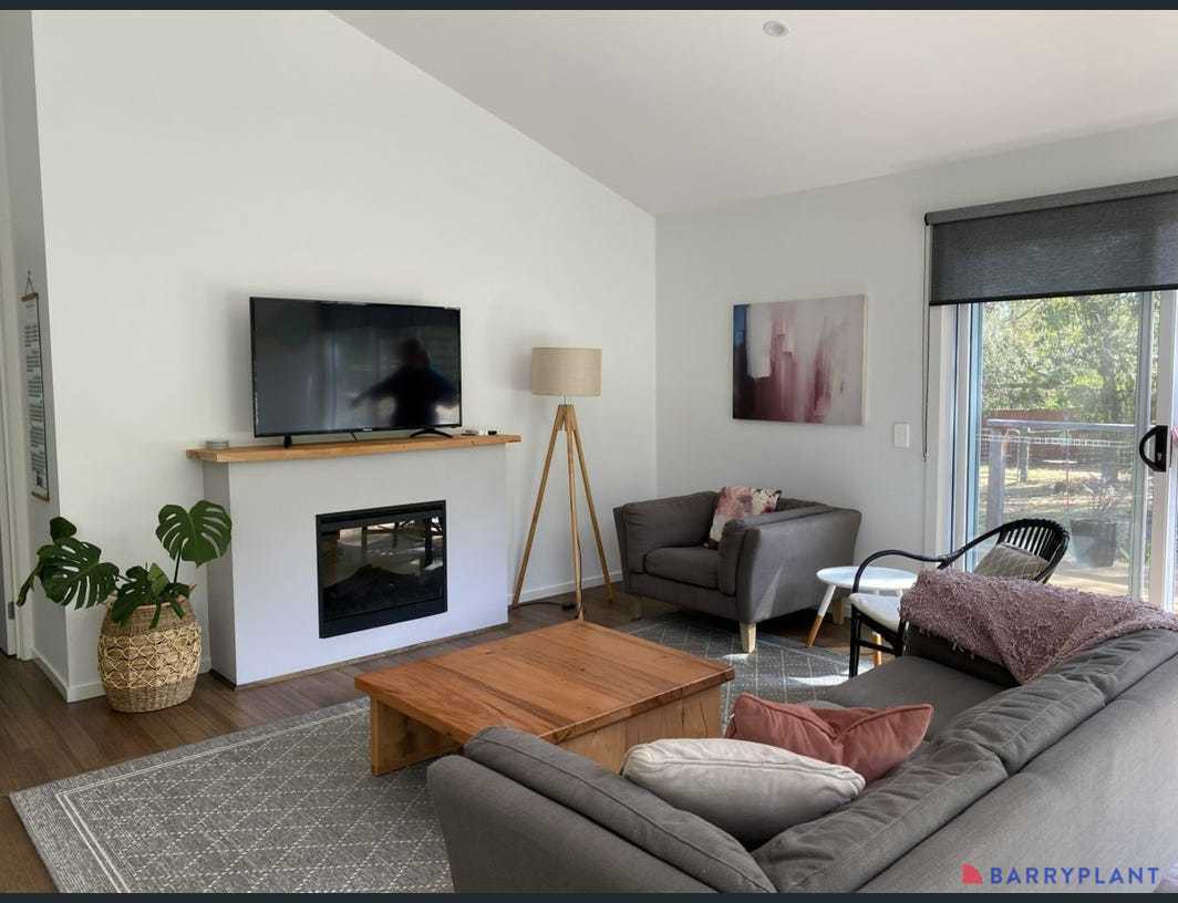 35 Abbott Street, Inverloch, VIC 3996, Inverloch - Thumbnail 3