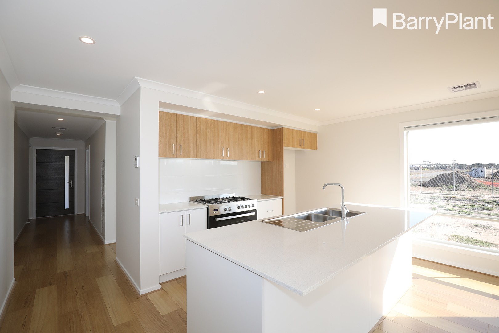 35 Aegean Street, Clyde North, VIC 3978 - Thumbnail 1 - 10/07/2026
