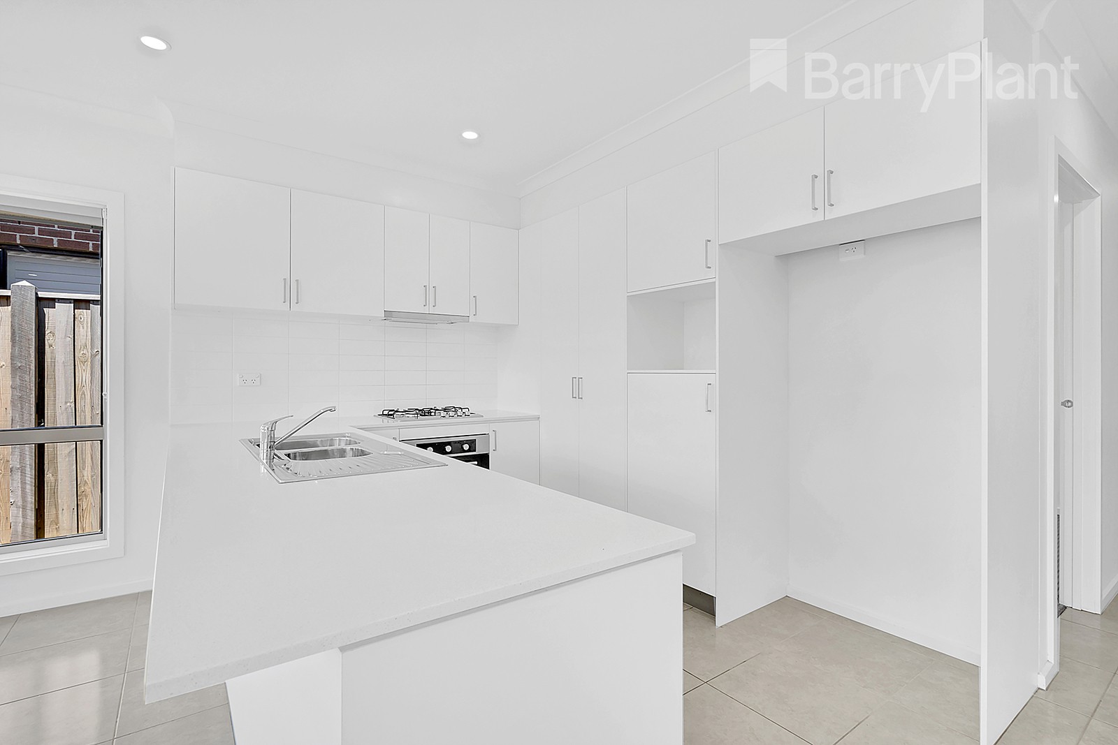 35 Albion Crescent, Mickleham, VIC 3064, Mickleham - Thumbnail 2