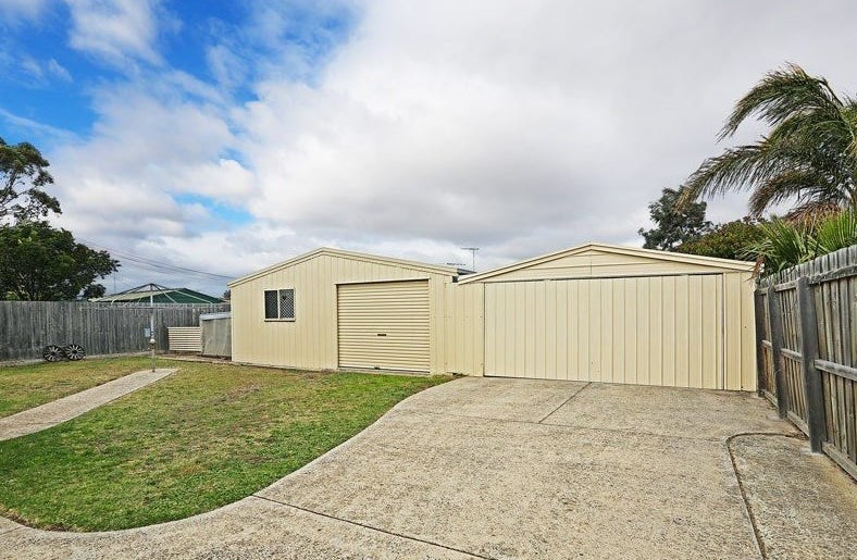 35 Aldershot Road, St Albans Park, VIC 3219 - Thumbnail 2 - 24/09/2024