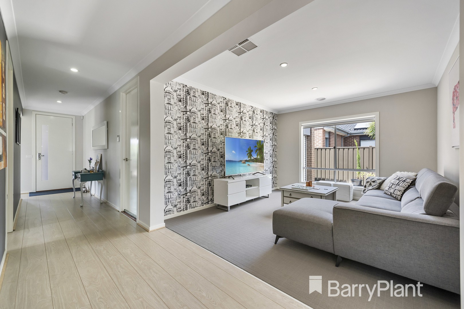 35 Amber Way, Cobblebank, VIC 3338, Cobblebank - Thumbnail 4