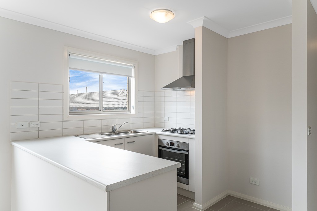 35 Appleby Street, Curlewis, VIC 3222, Curlewis - Thumbnail 2
