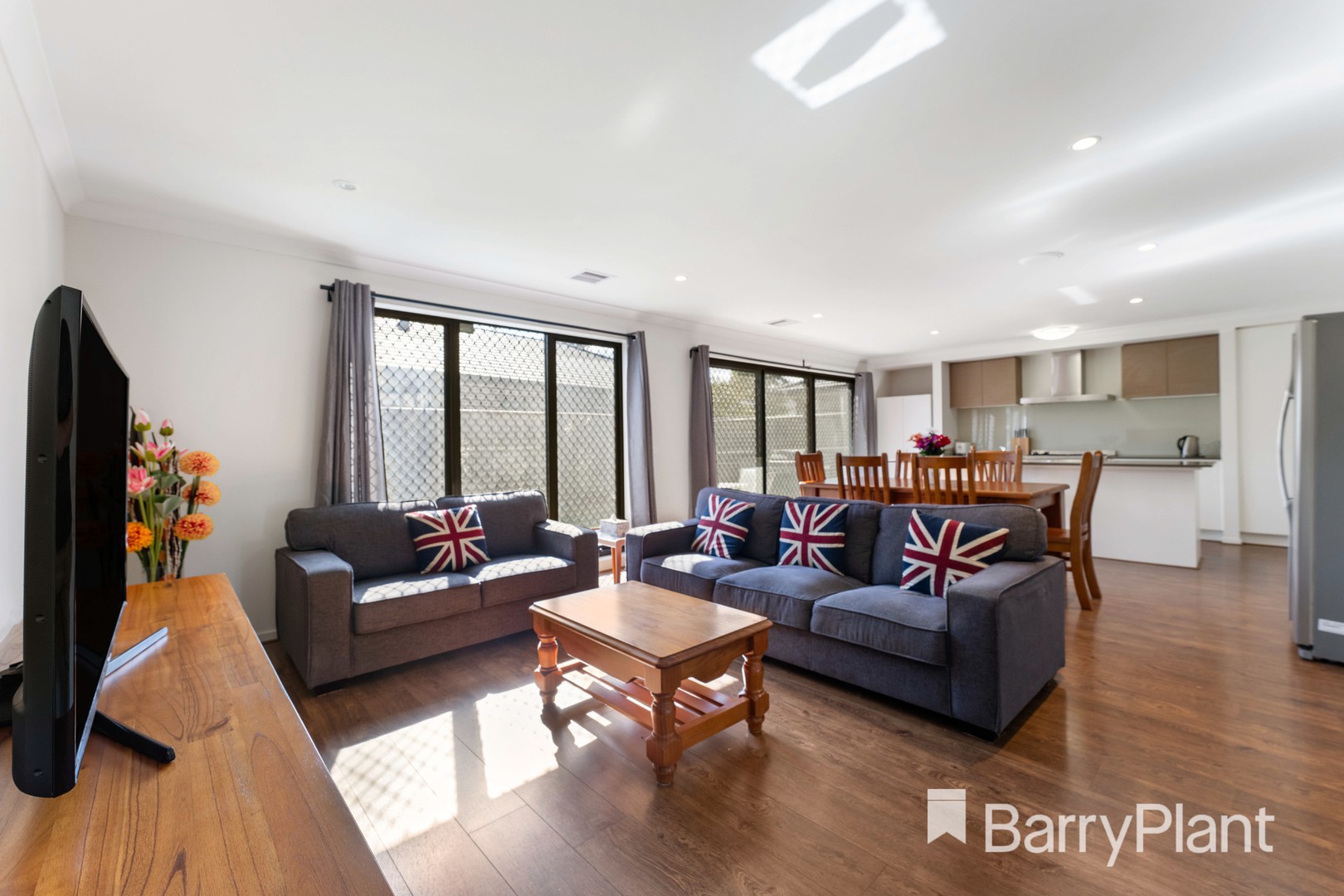 35 Attunga Grove, Werribee, VIC 3030, Werribee - Thumbnail 6