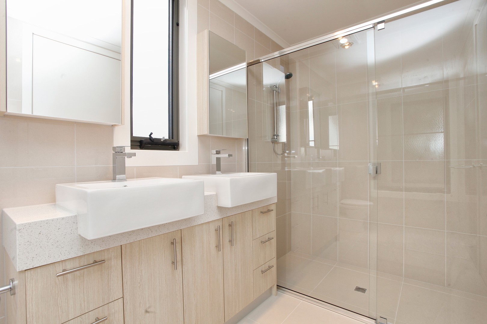 35 Bailey Crescent, Oak Park, VIC 3046, Oak Park - Thumbnail 3