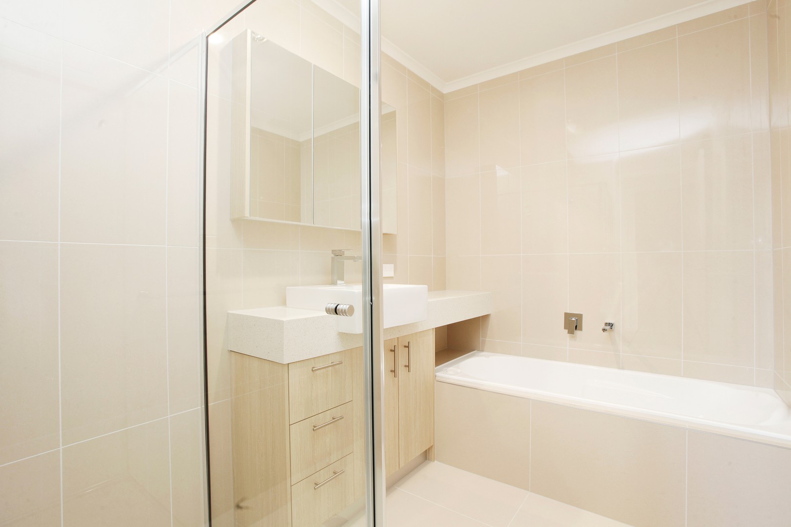 35 Bailey Crescent, Oak Park, VIC 3046, Oak Park - Thumbnail 6