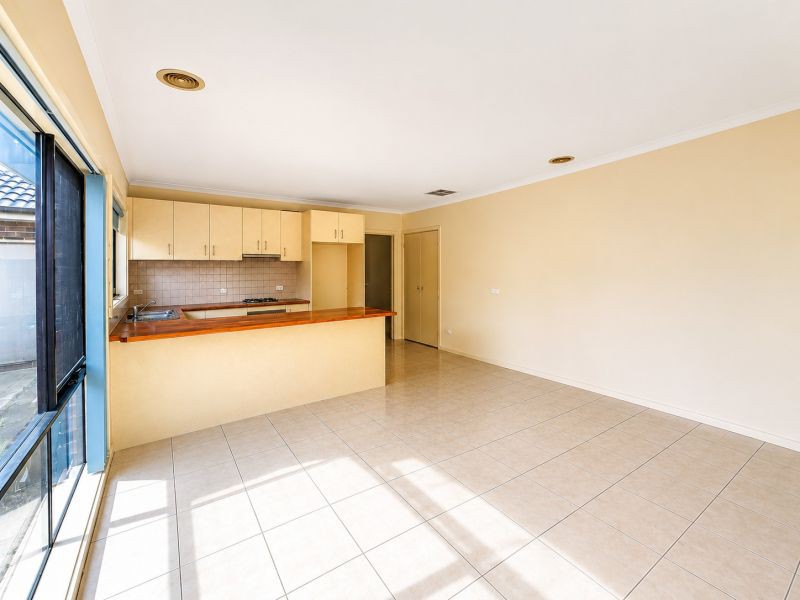 35 Blackwood Av, Mentone, VIC 3195 - Thumbnail 2 - 20/07/2026