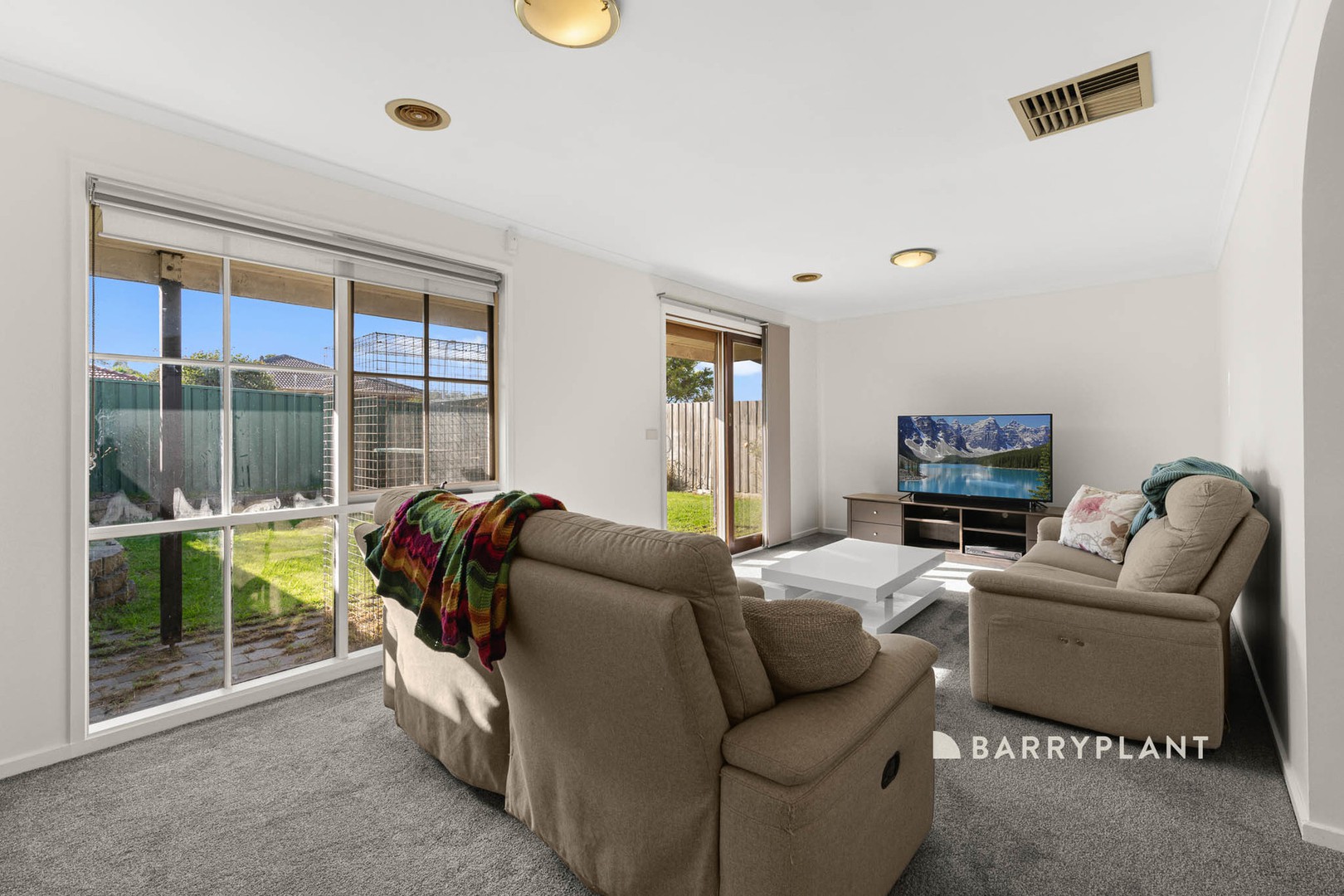 35 Blackwood Drive, Narre Warren, VIC 3805, Narre Warren - Thumbnail 4