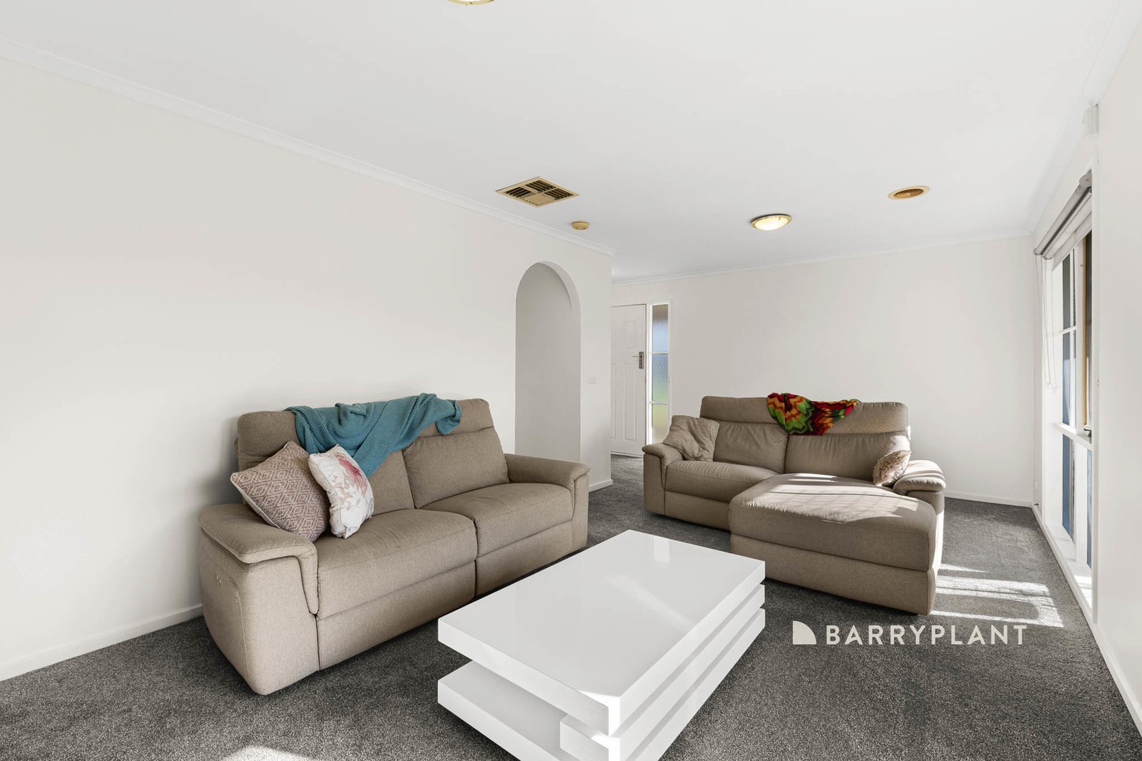 35 Blackwood Drive, Narre Warren, VIC 3805, Narre Warren - Thumbnail 5