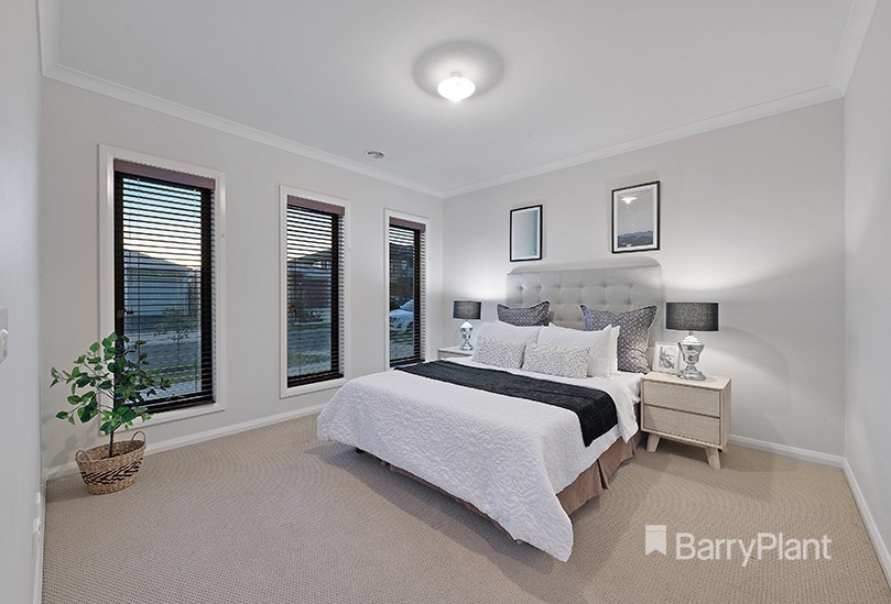 35 Blairmont Crescent, Tarneit, VIC 3029, Tarneit - Thumbnail 2
