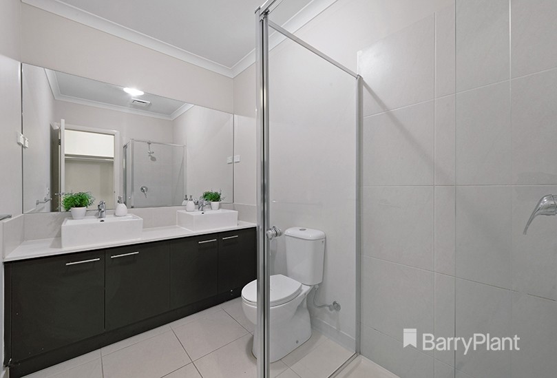 35 Blairmont Crescent, Tarneit, VIC 3029, Tarneit - Thumbnail 3