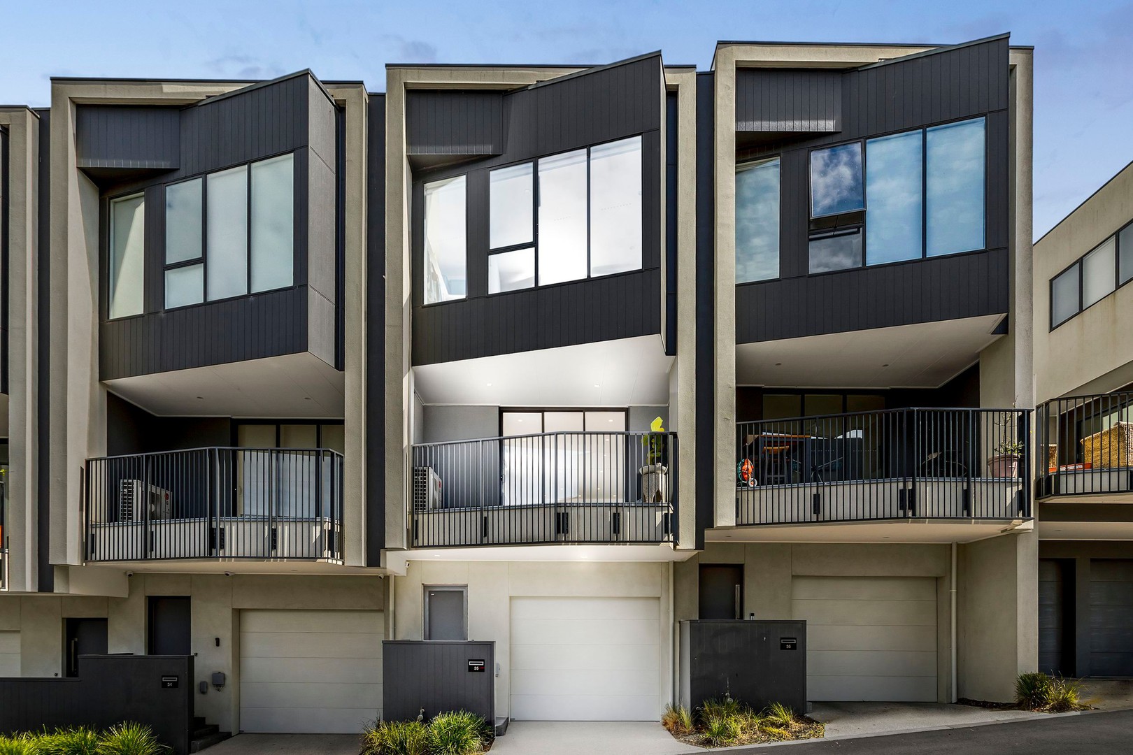 35 Boardwalk Place, Keilor East, VIC 3033