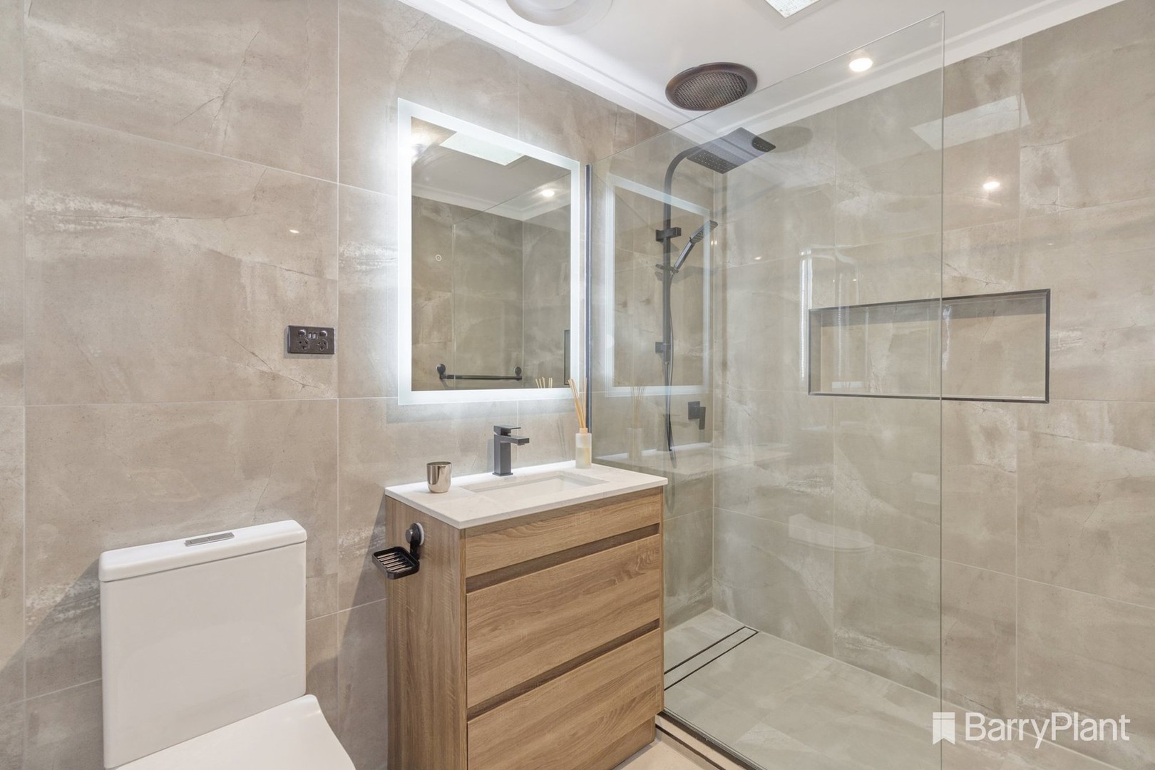 35 Boronia Avenue, Dandenong North, VIC 3175, Dandenong North - Thumbnail 7