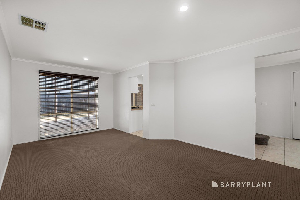 35 Bourke Street, Bulleen, VIC 3105, Bulleen - Thumbnail 2