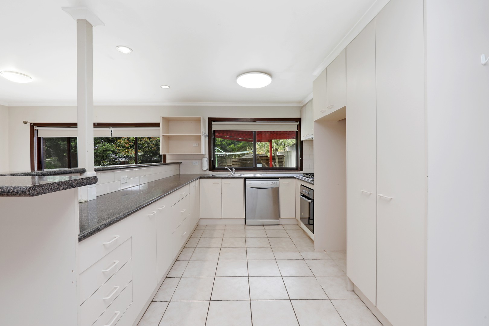 35 Cardinia Way, Rowville, VIC 3178 - Thumbnail 2 - 14/10/2026