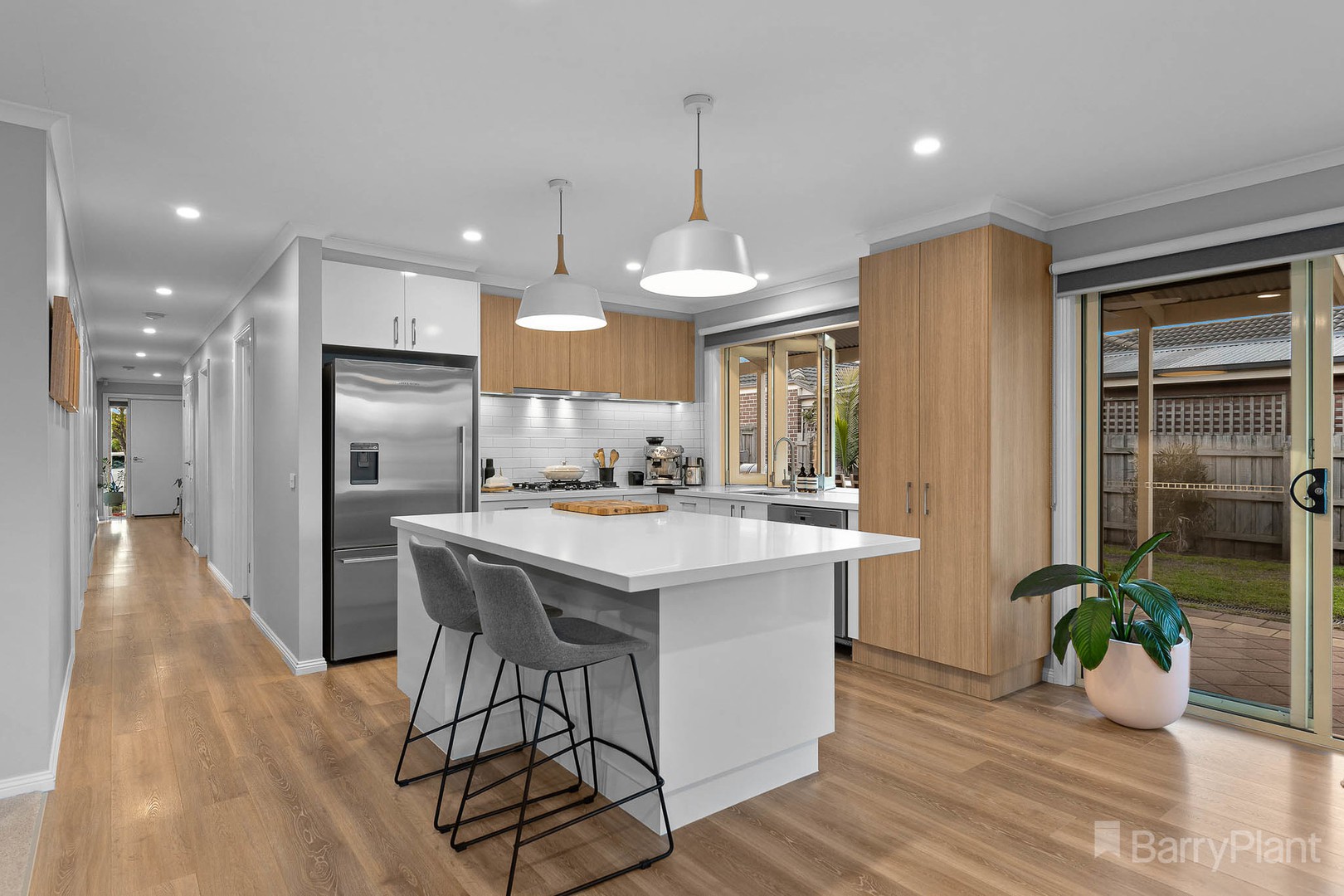 16  Keshava Grove, Dandenong, Dandenong - Thumbnail 2