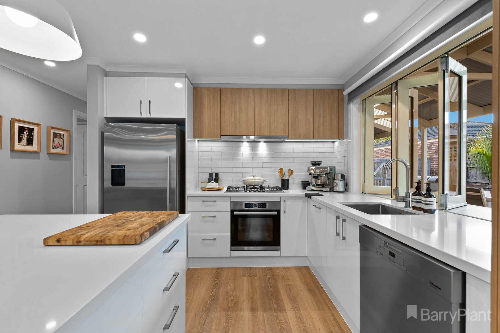 16  Keshava Grove, Dandenong, Dandenong - Thumbnail 3