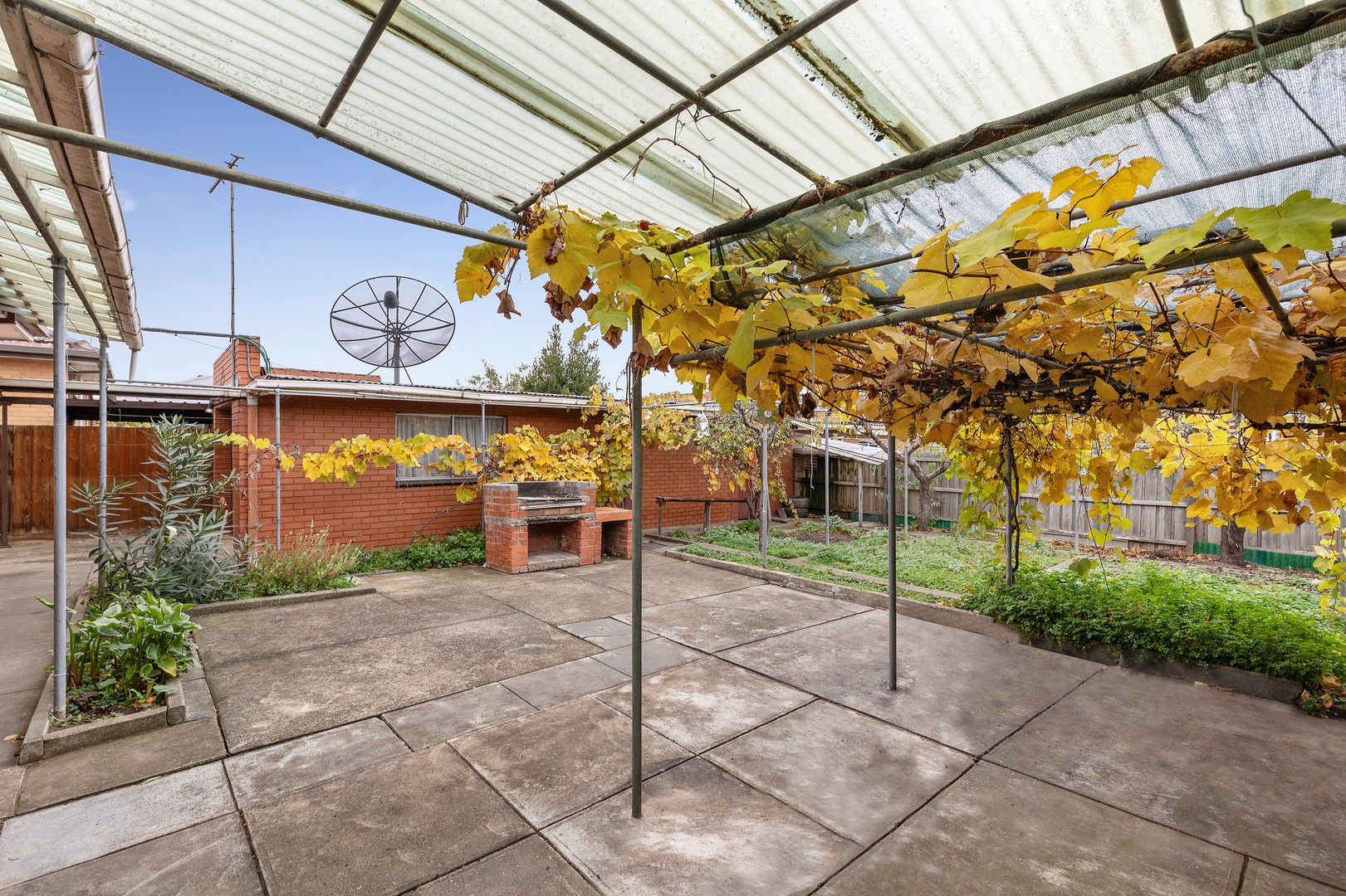 35 Charmaine Avenue, Avondale Heights, VIC 3034, Avondale Heights - Thumbnail 5