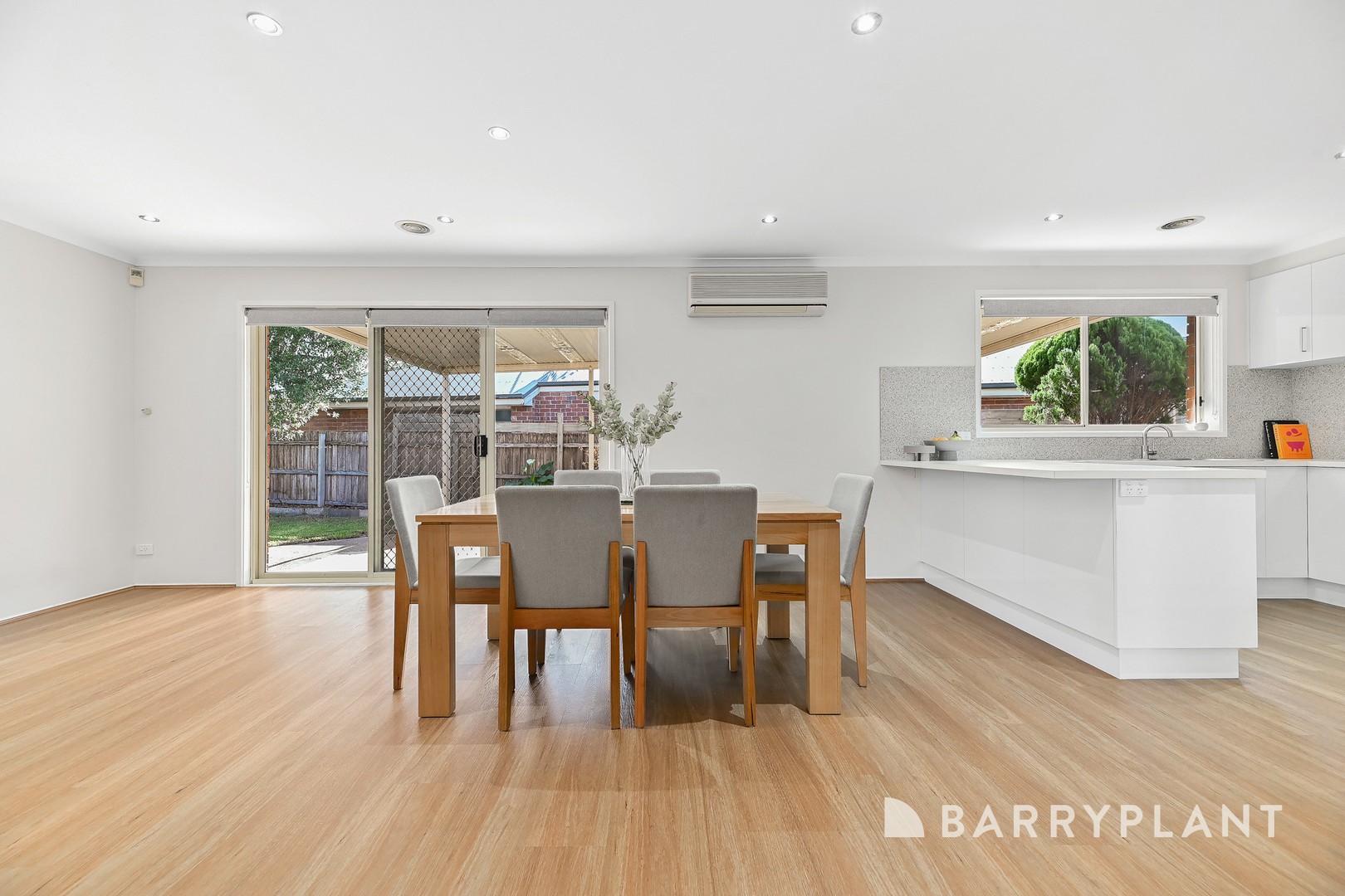 35 Cobblestone Avenue, Narre Warren South, VIC 3805, Narre Warren South - Thumbnail 6