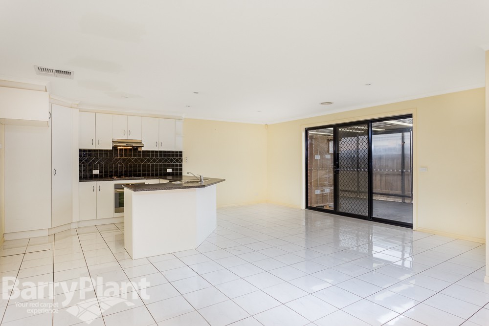 35 Copeland Crescent, Point Cook, VIC 3030, Point Cook - Thumbnail 6