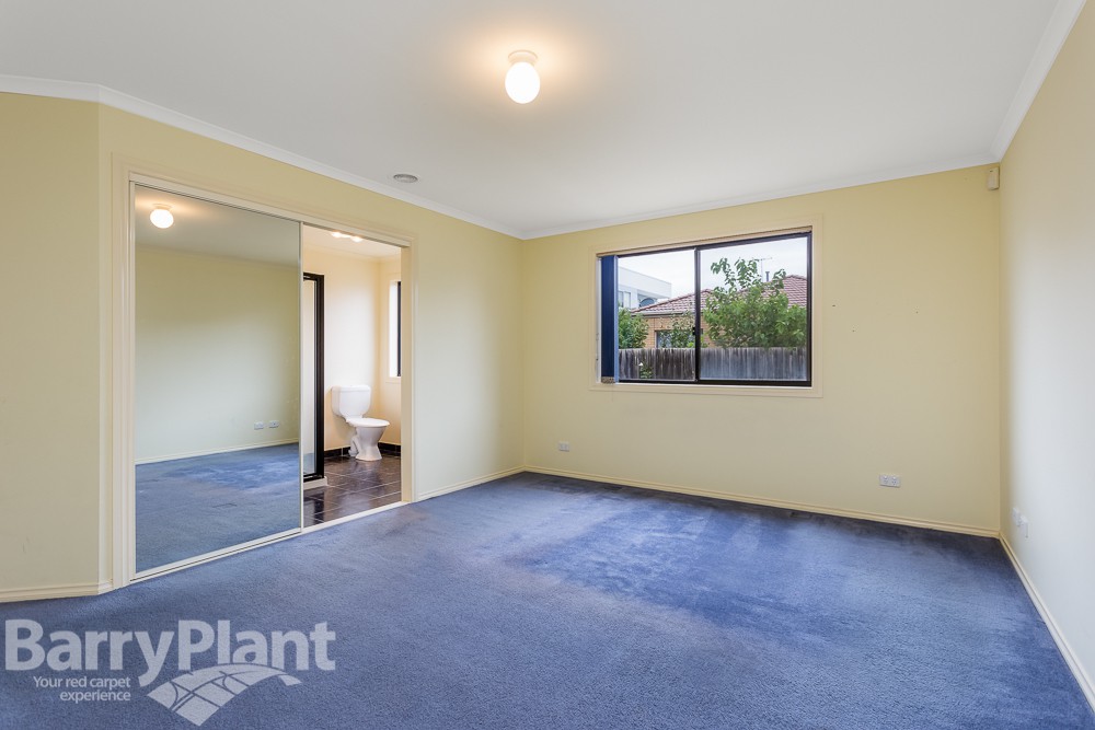 35 Copeland Crescent, Point Cook, VIC 3030, Point Cook - Thumbnail 8