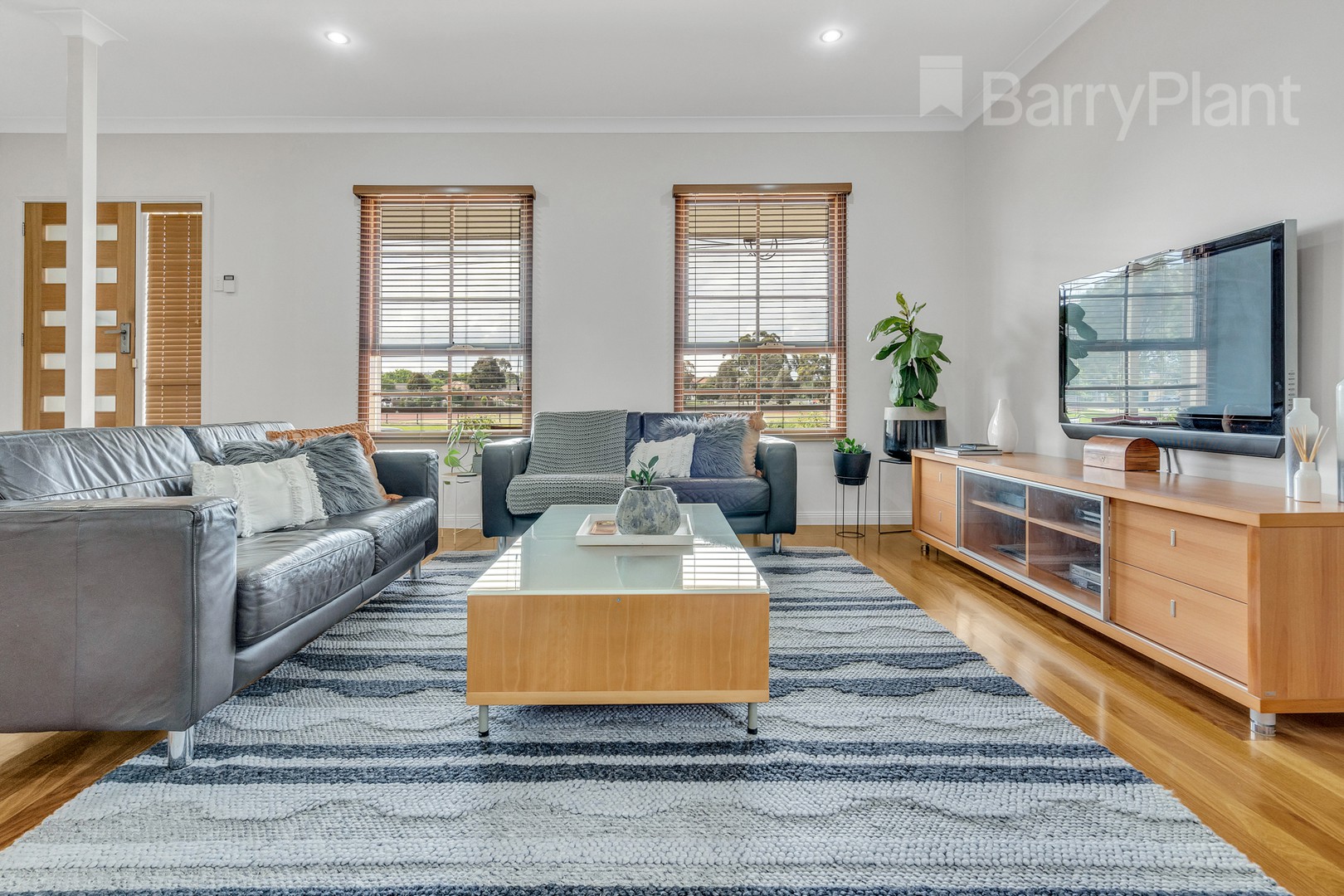 35 Cuthbert Road, Reservoir, VIC 3073, Reservoir - Thumbnail 6