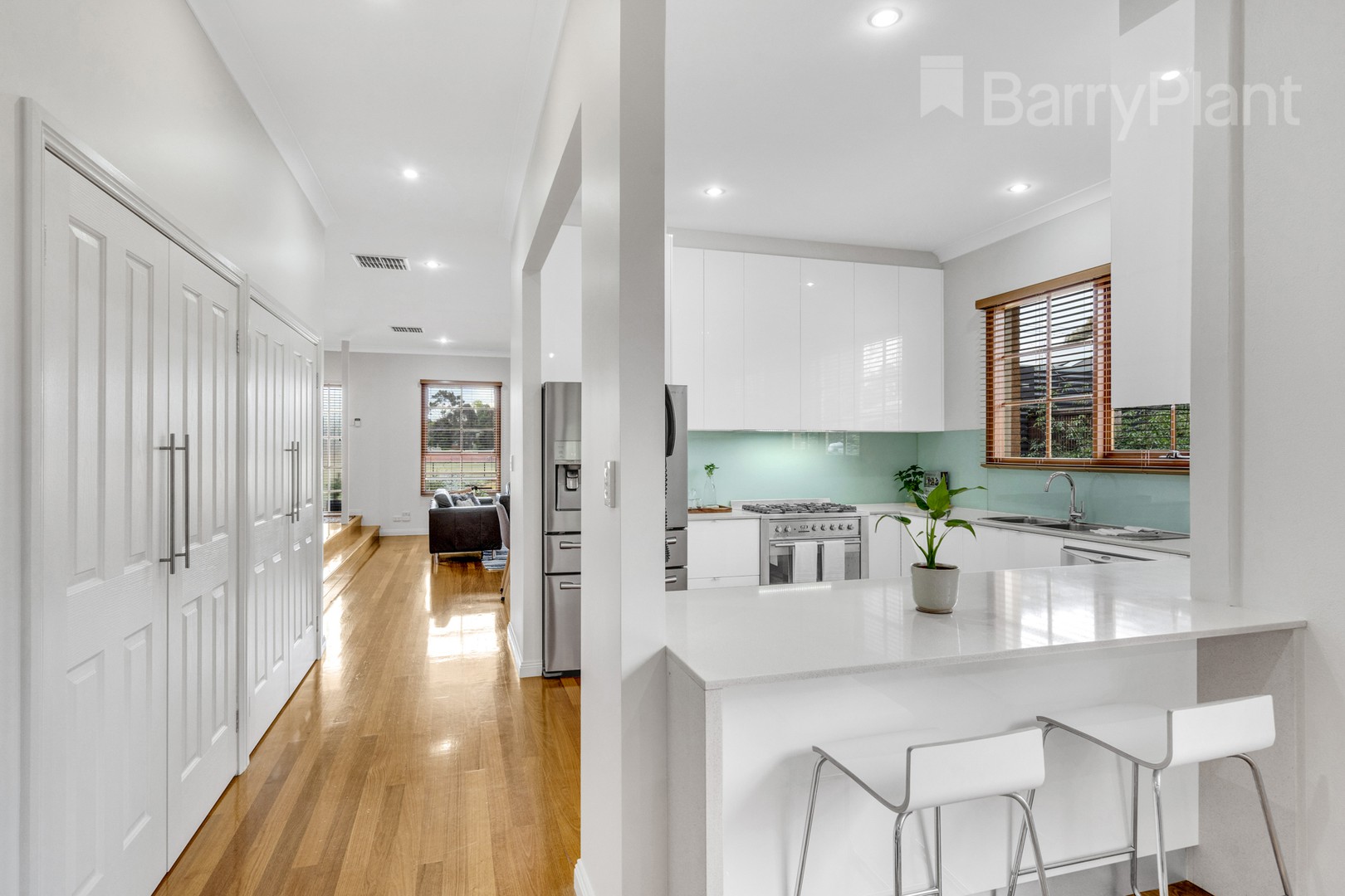 35 Cuthbert Road, Reservoir, VIC 3073, Reservoir - Thumbnail 7