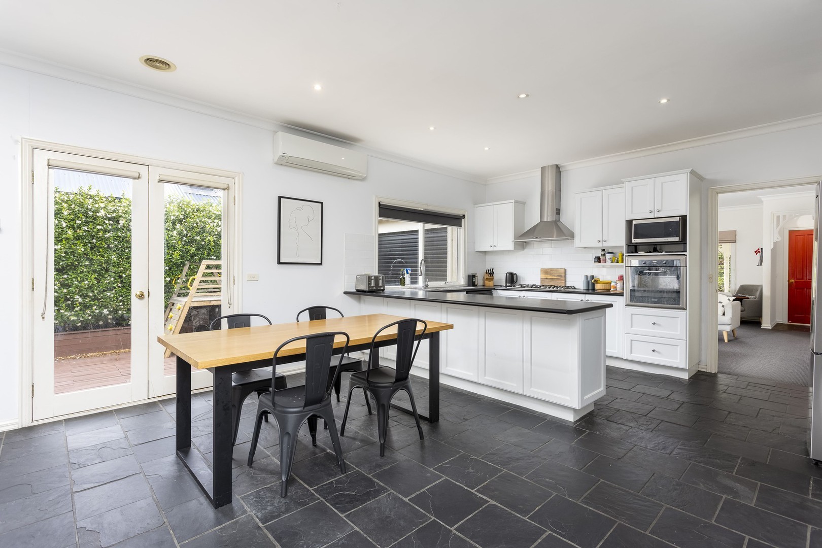 35 Dolphin Crescent, Point Cook, VIC 3030, Point Cook - Thumbnail 5