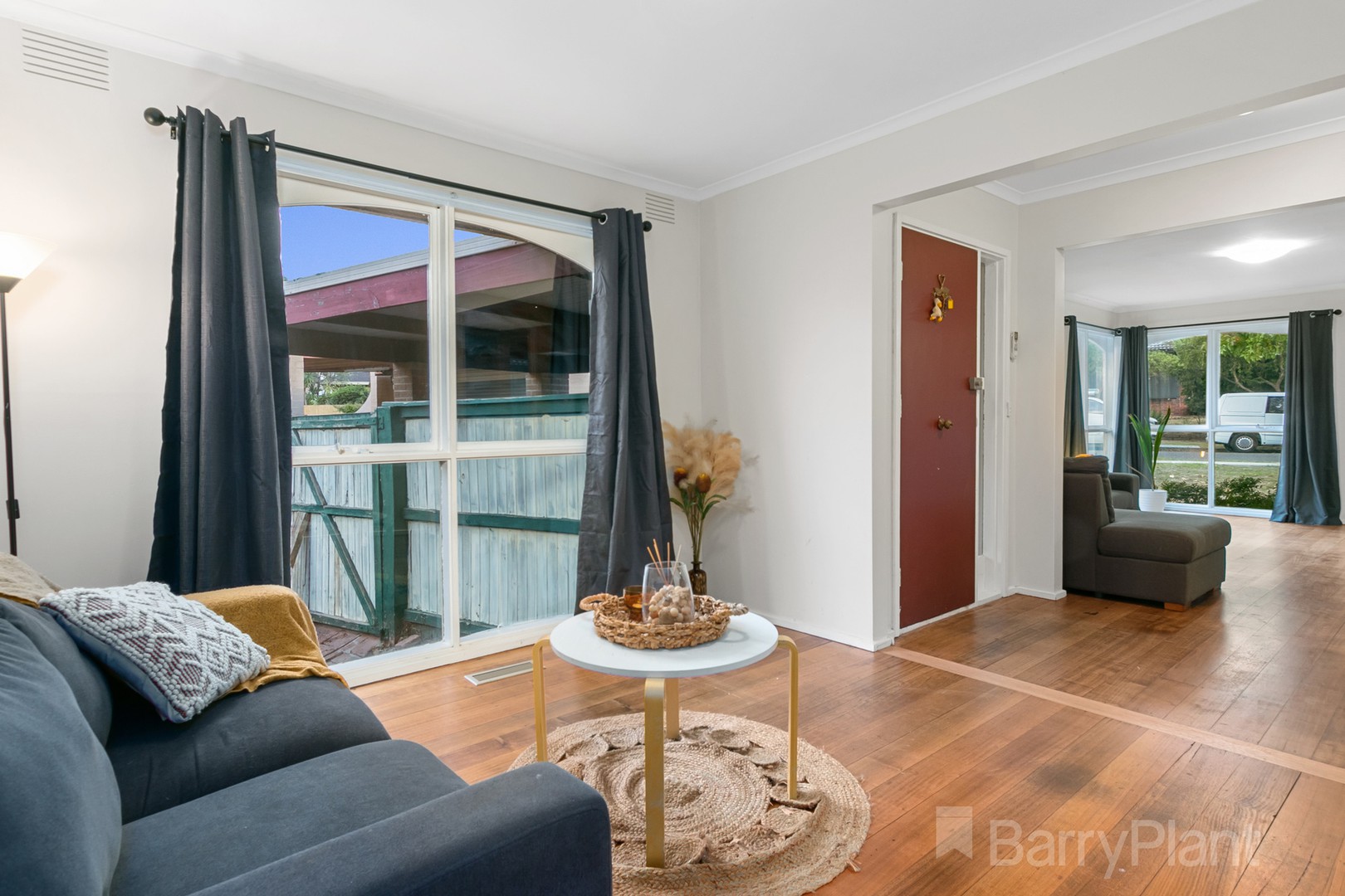 35 Dumfries Way, Wantirna, VIC 3152, Wantirna - Thumbnail 2