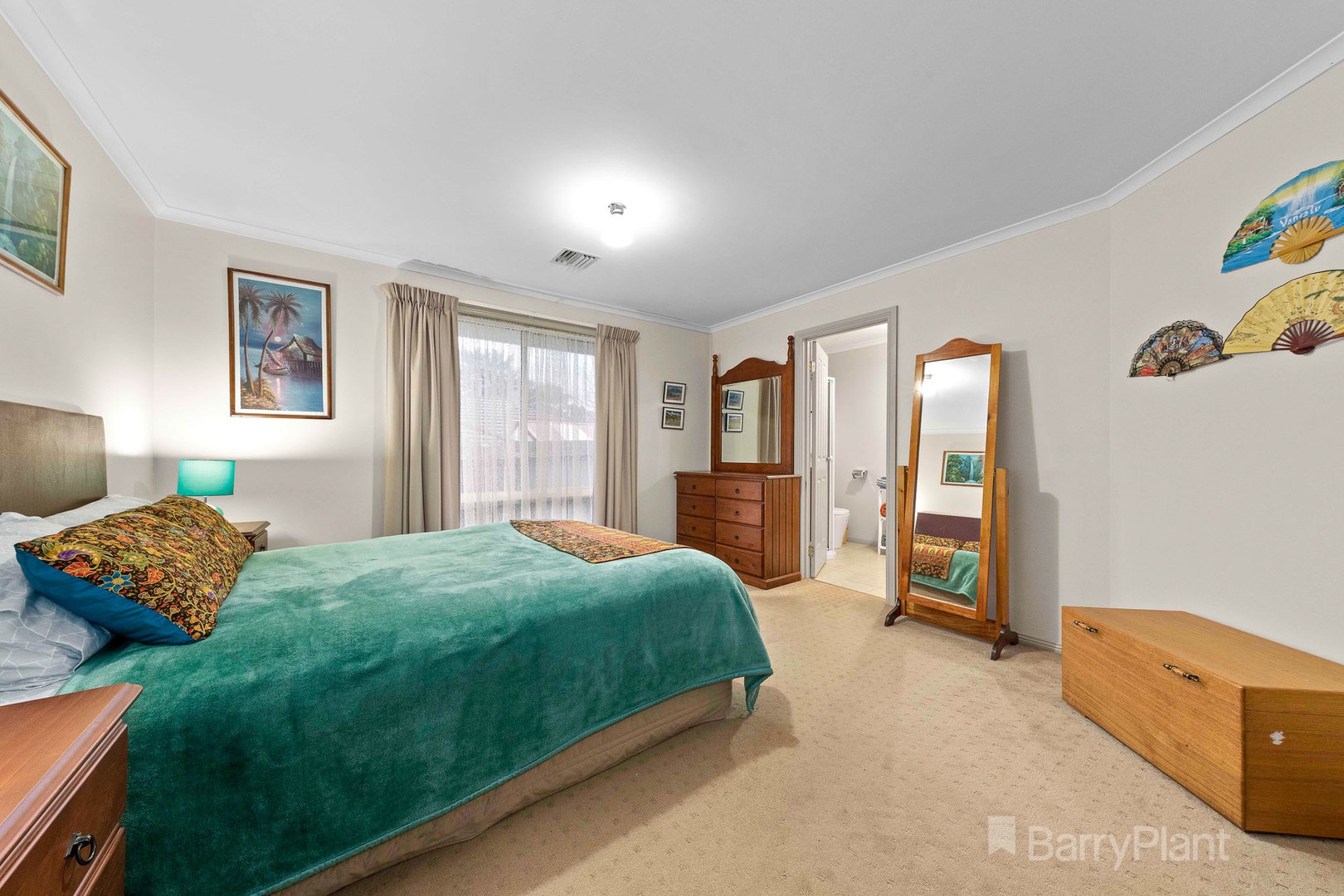 35 Earlsfield Drive, Berwick, VIC 3806, Berwick - Thumbnail 2