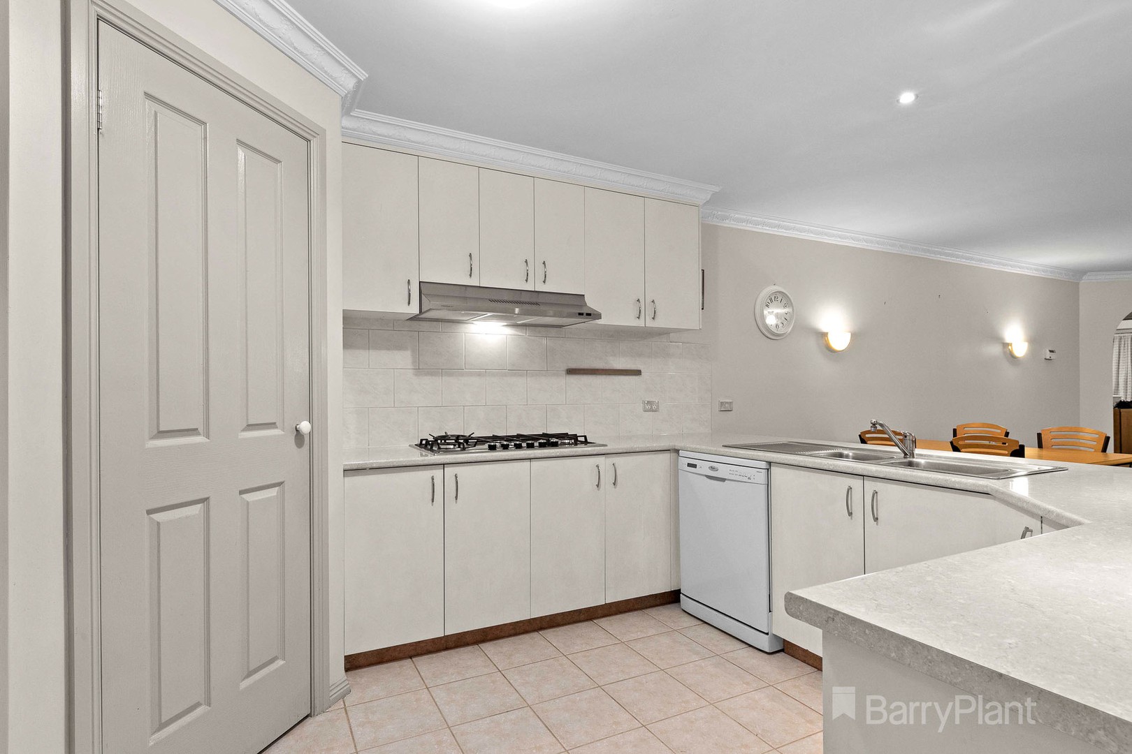 35 Earlsfield Drive, Berwick, VIC 3806, Berwick - Thumbnail 6