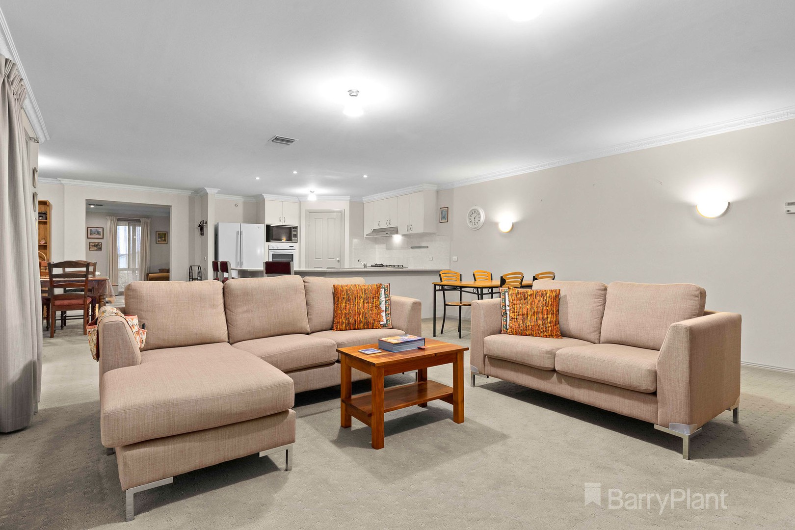 35 Earlsfield Drive, Berwick, VIC 3806, Berwick - Thumbnail 8