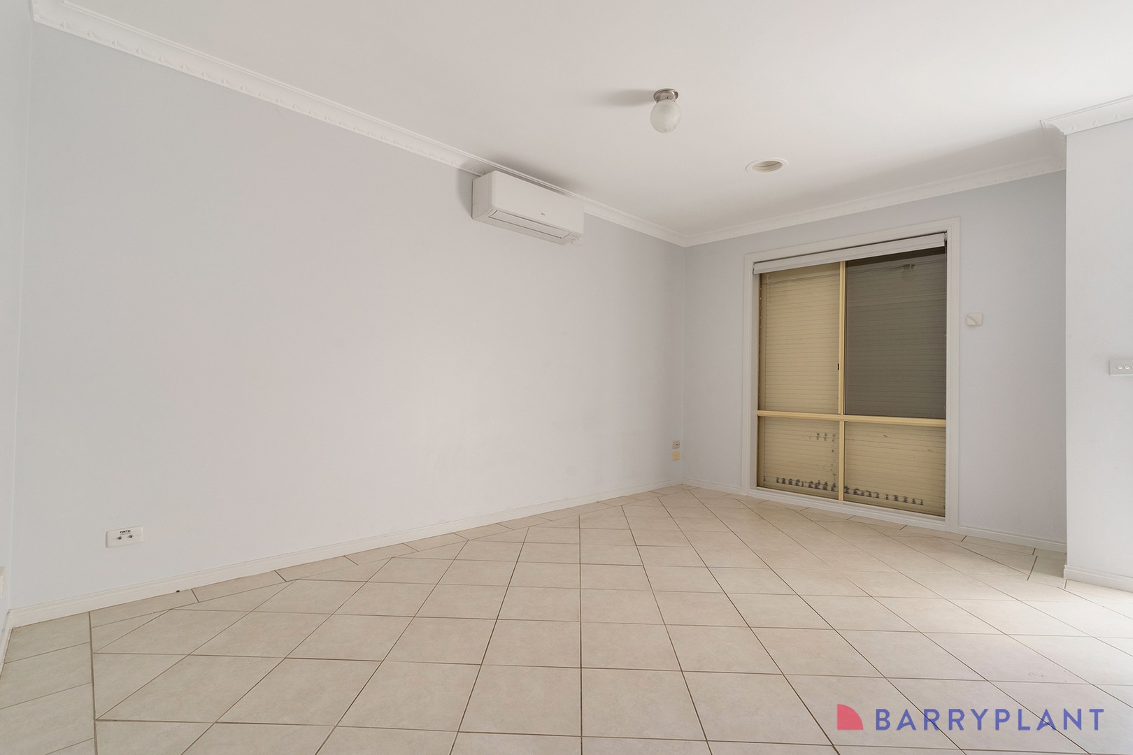35 Elinda Place, Reservoir, VIC 3073, Reservoir - Thumbnail 7