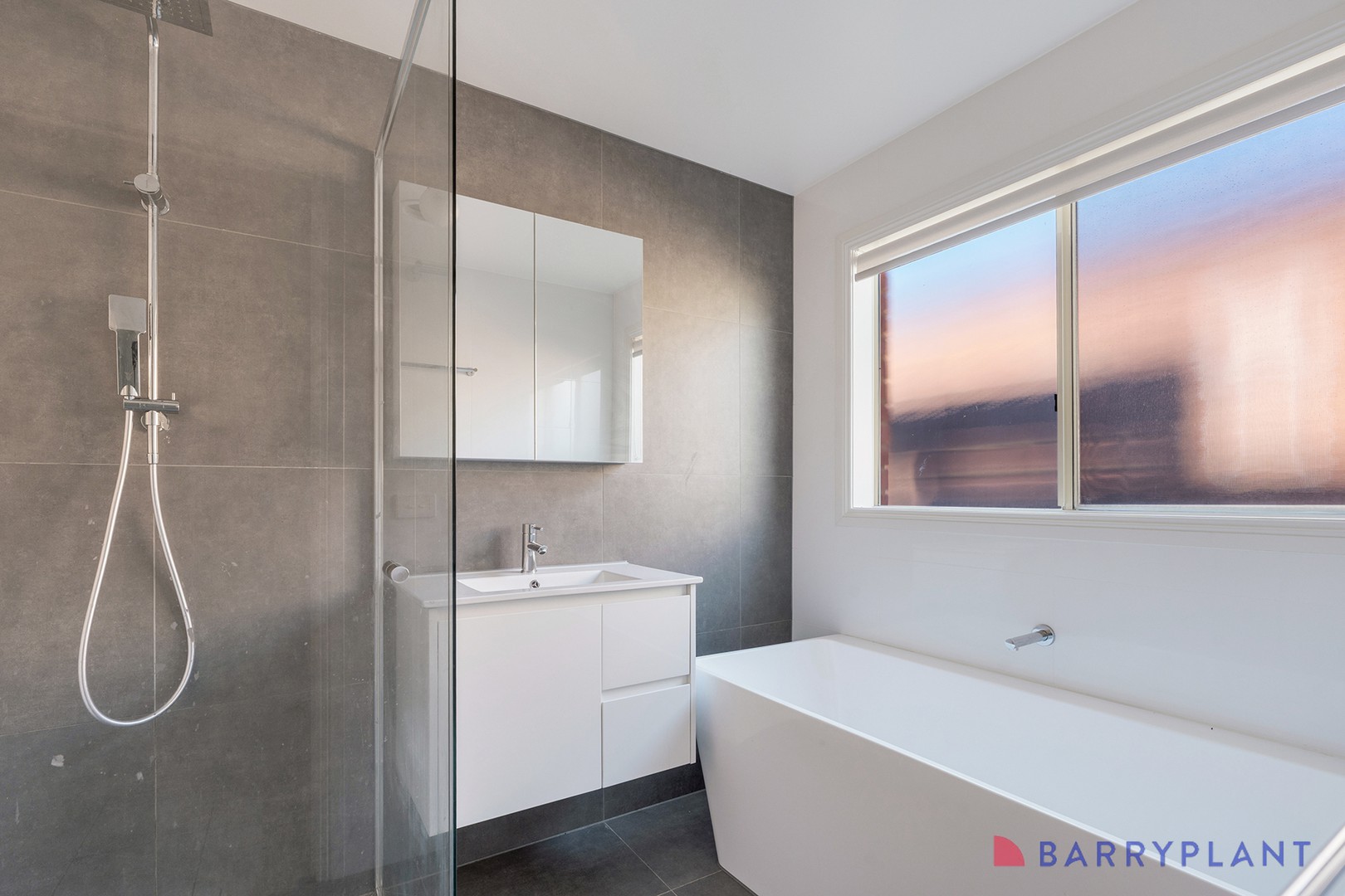 35 Elinda Place, Reservoir, VIC 3073, Reservoir - Thumbnail 8