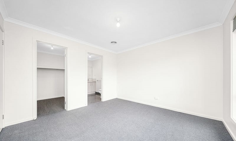 35 Fieldstone Way, Brookfield, VIC 3338, Brookfield - Thumbnail 4